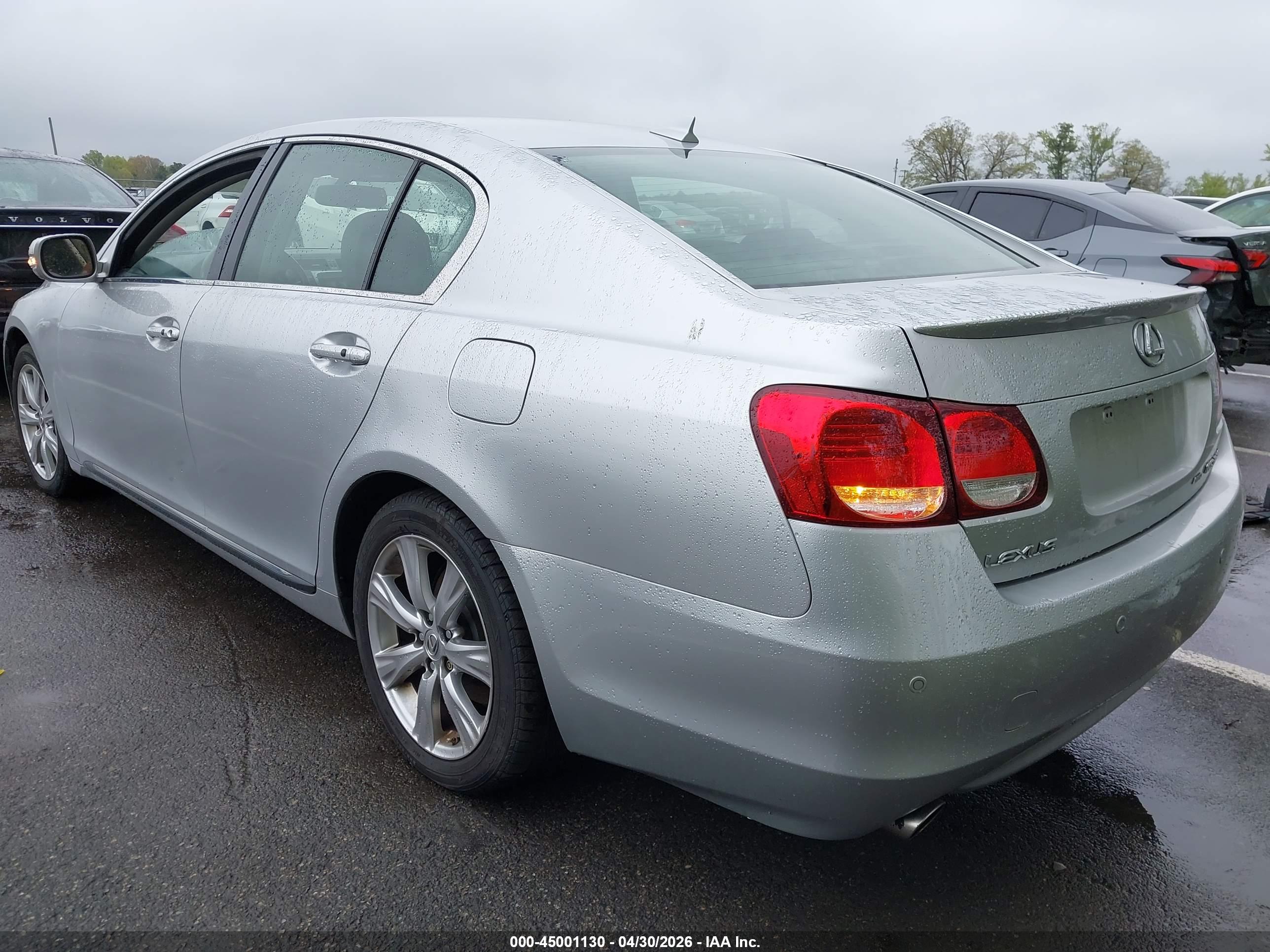LEXUS GS image 3