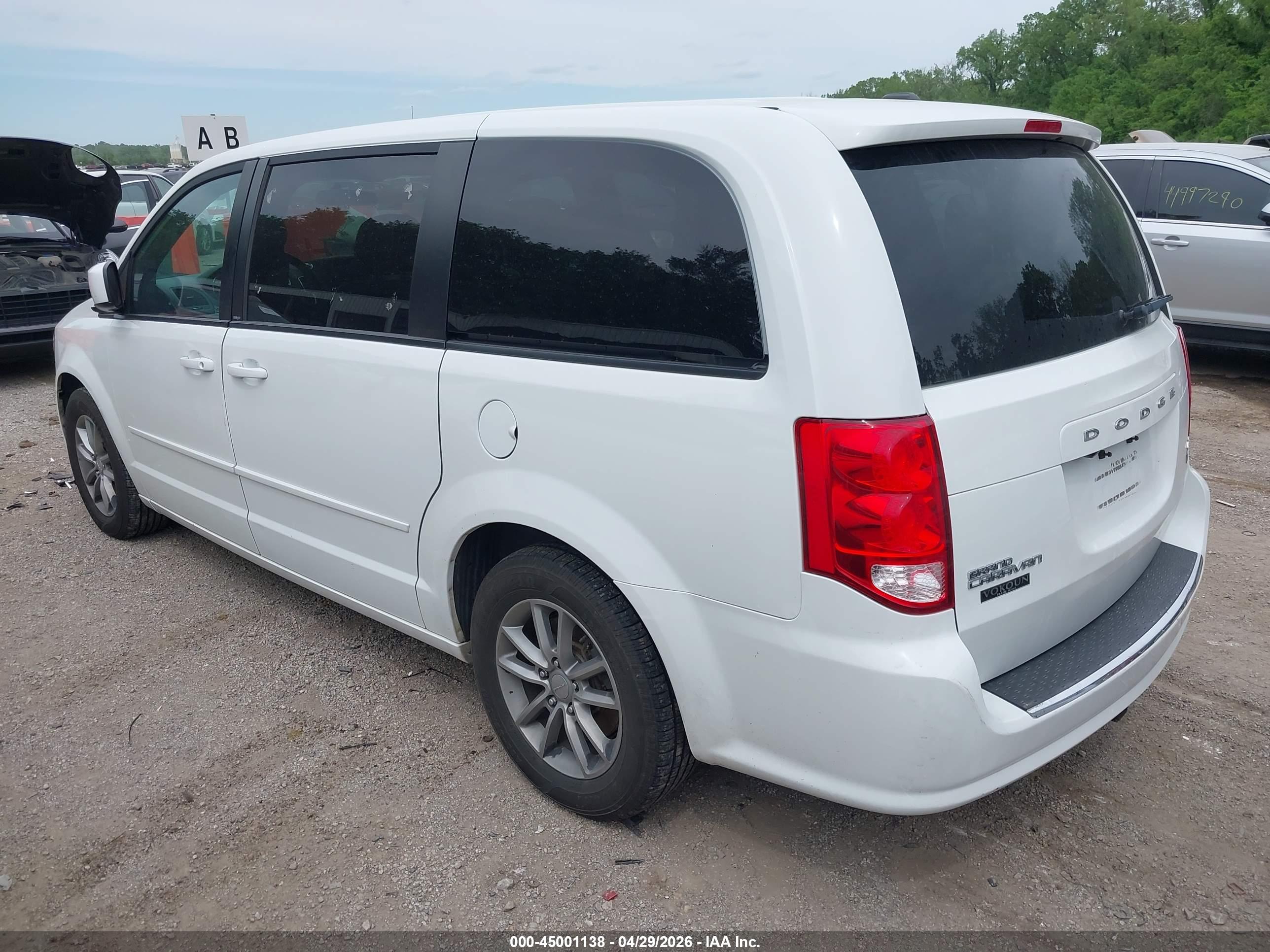 DODGE GRAND image 3
