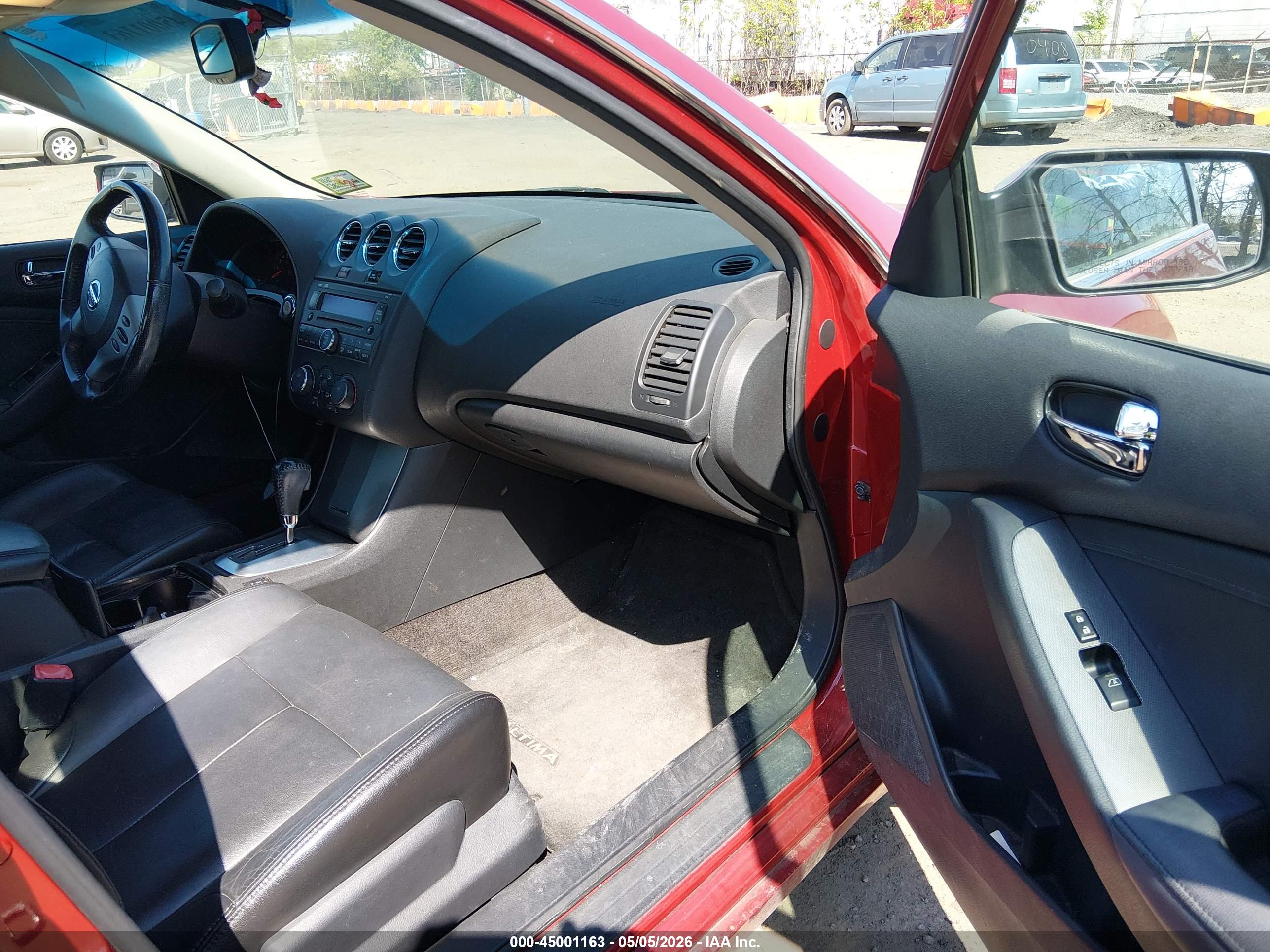 NISSAN ALTIMA image 5