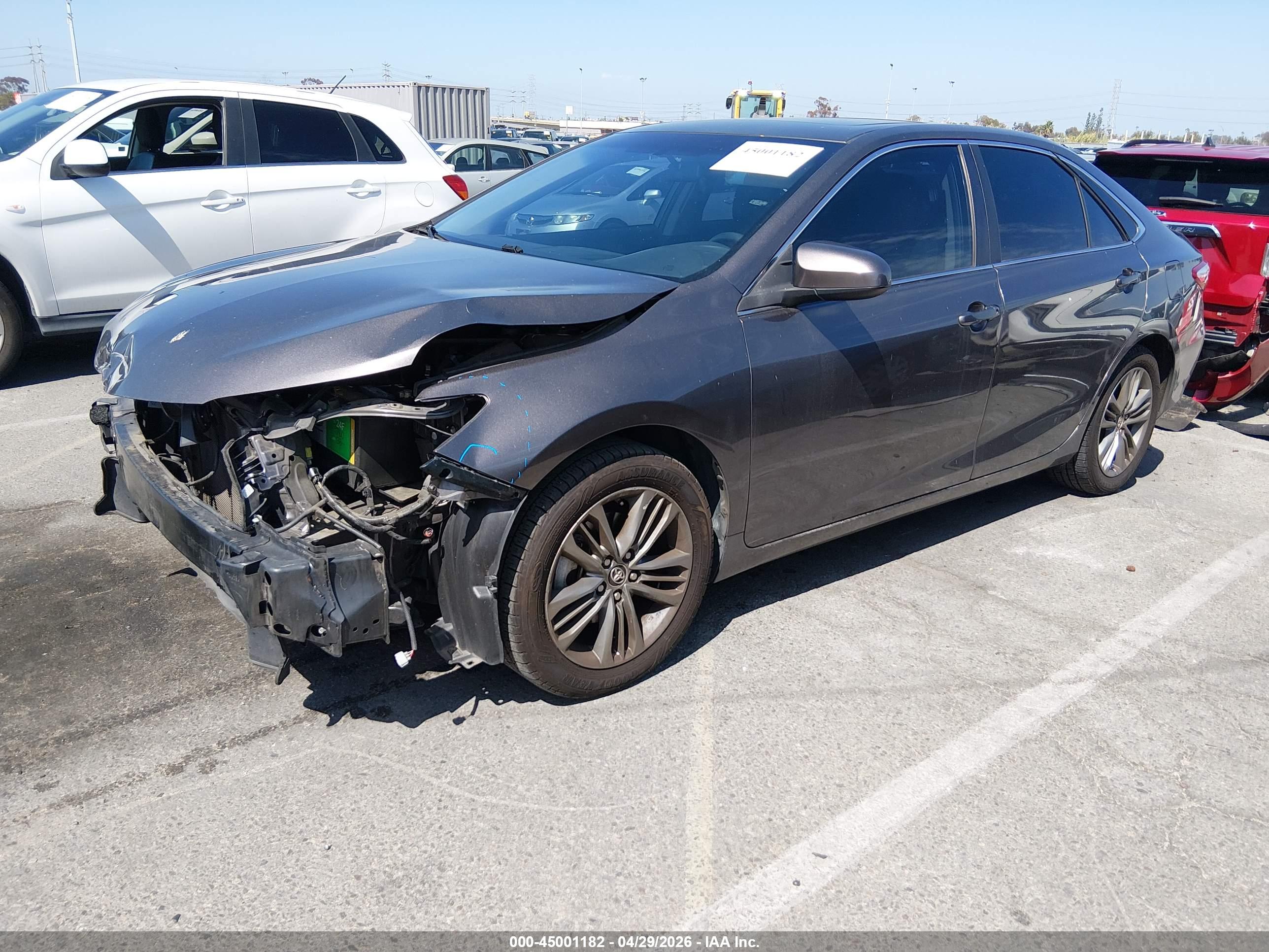 TOYOTA CAMRY image 2
