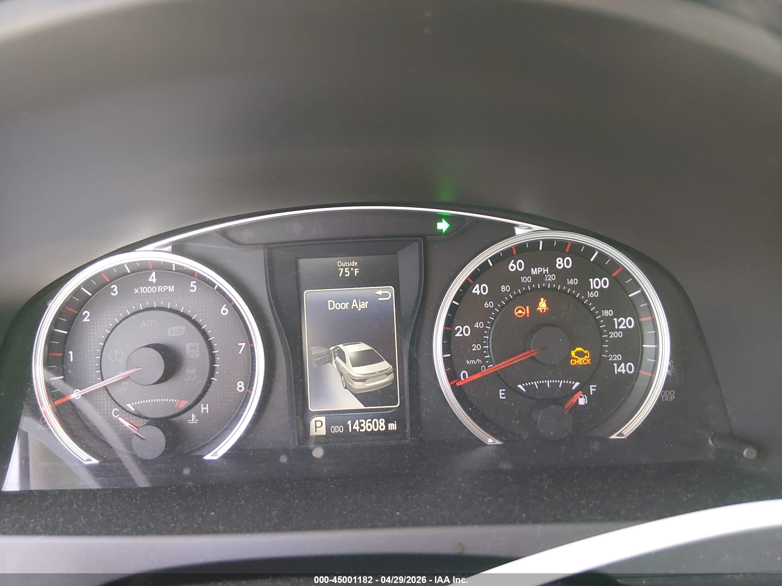 TOYOTA CAMRY image 7