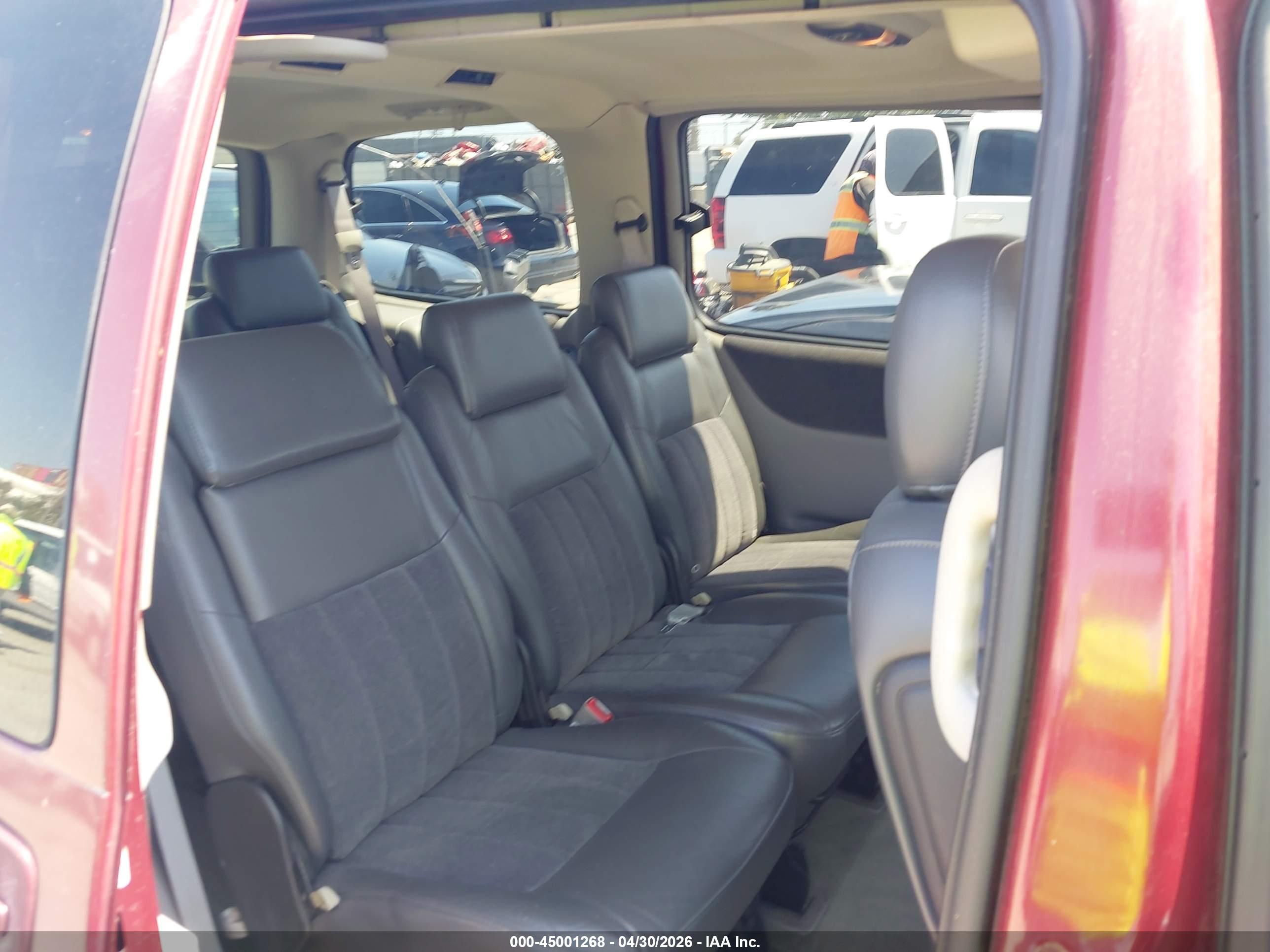 CHEVROLET VENTURE image 8