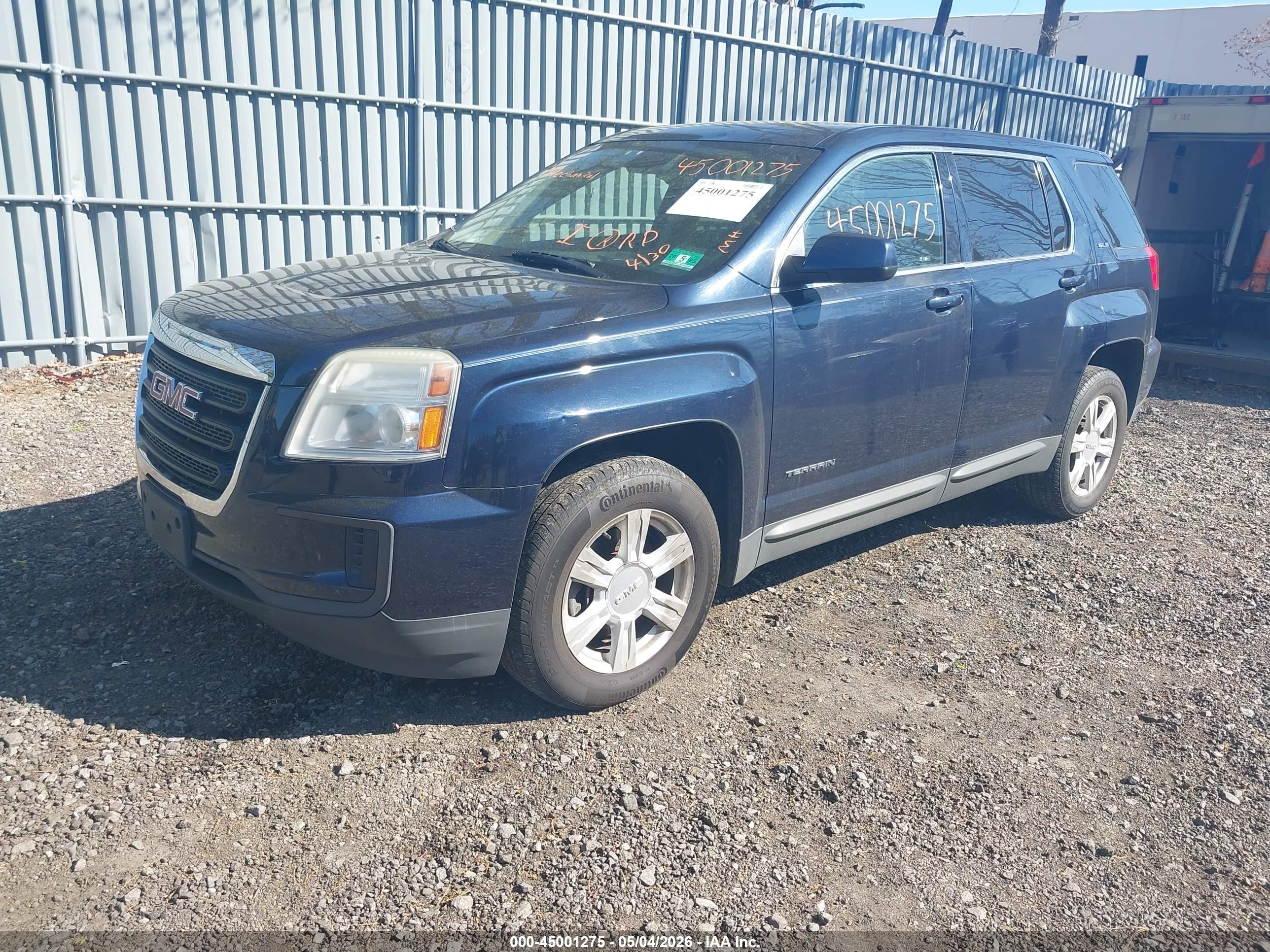 GMC TERRAIN image 2
