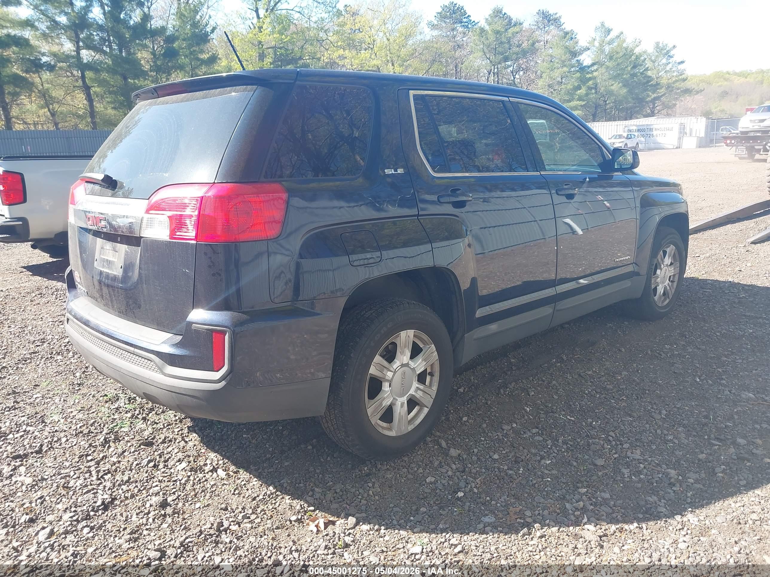 GMC TERRAIN image 4