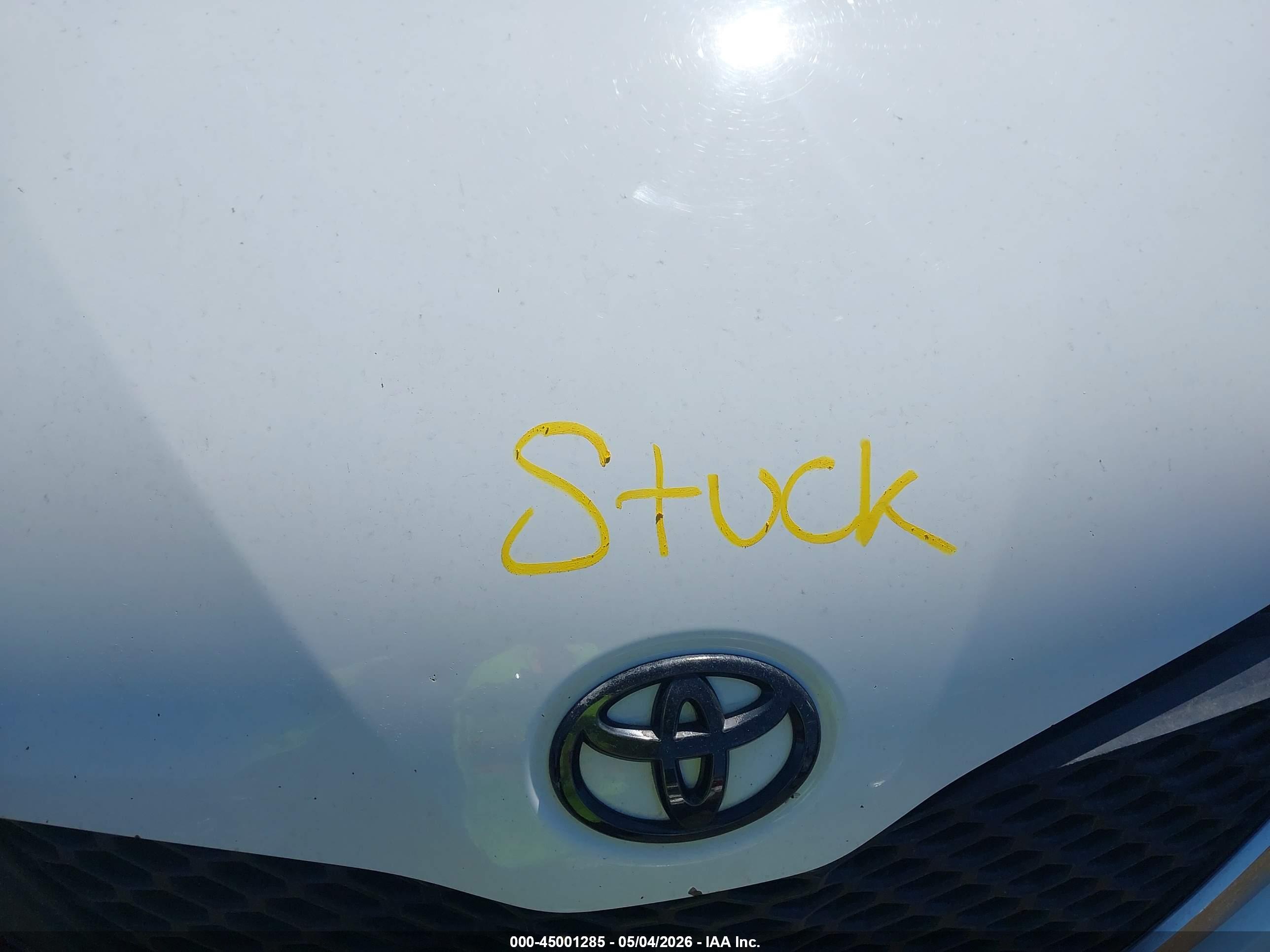 TOYOTA SIENNA image 10