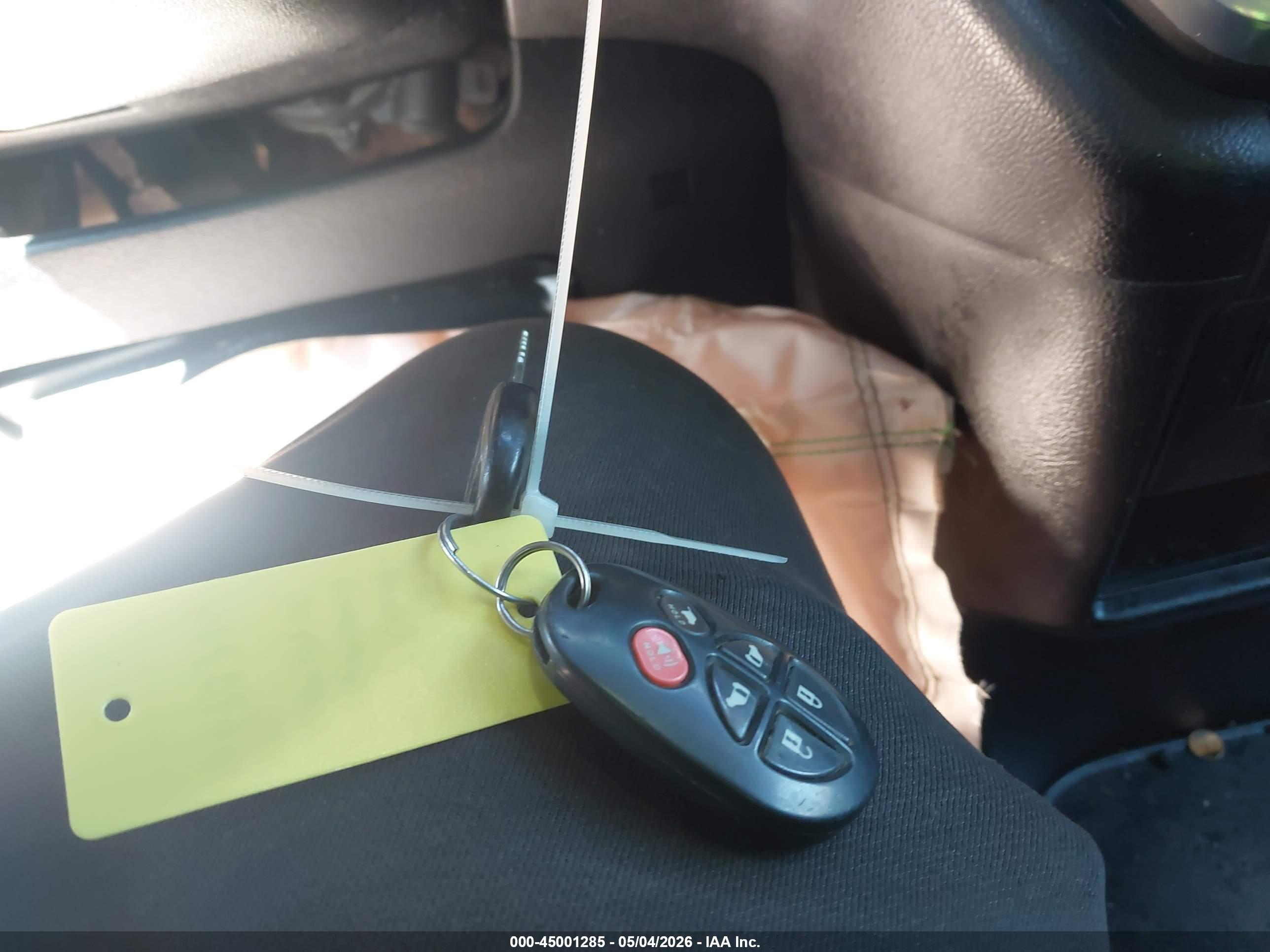 TOYOTA SIENNA image 11