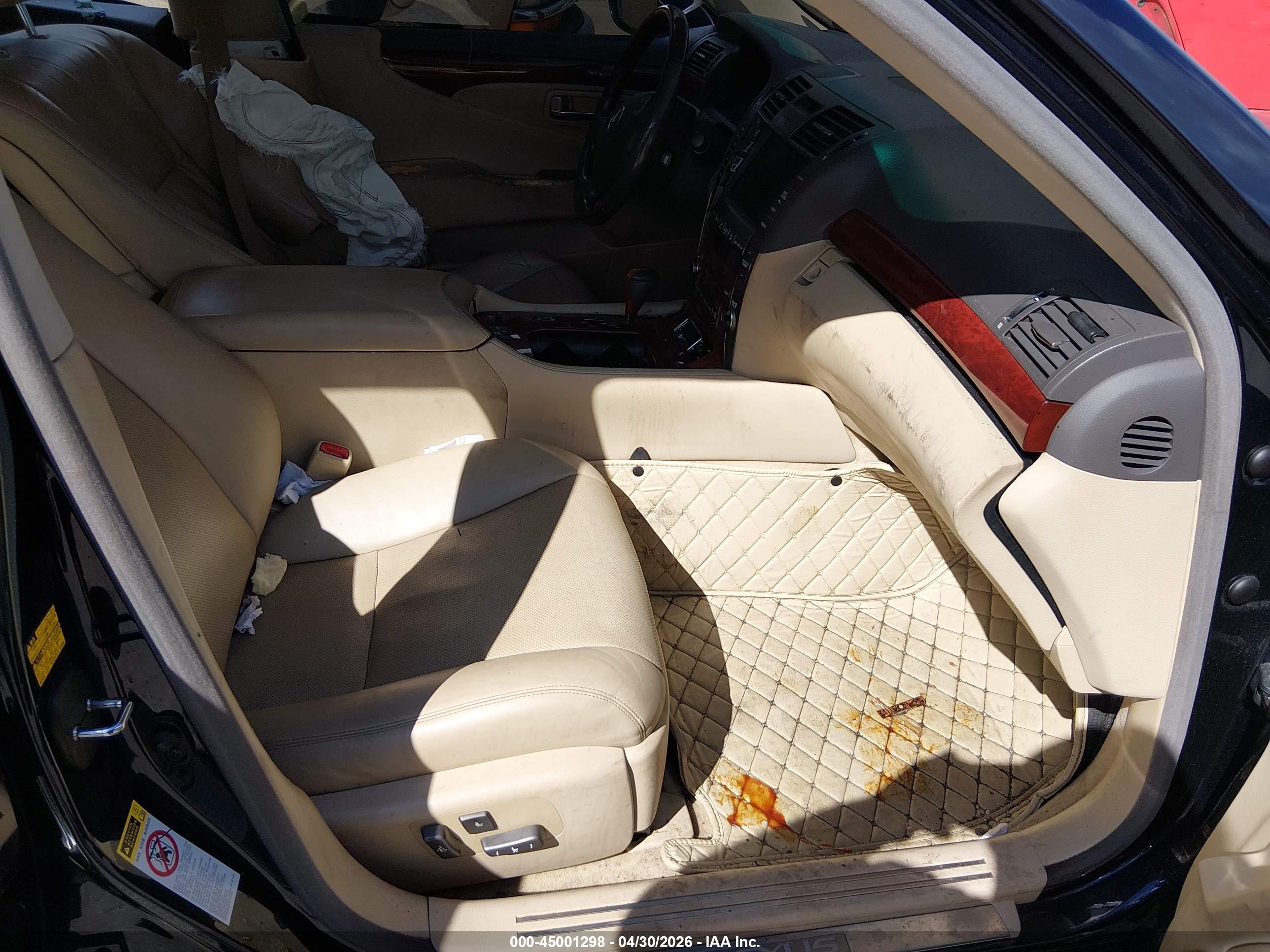 LEXUS LS image 5