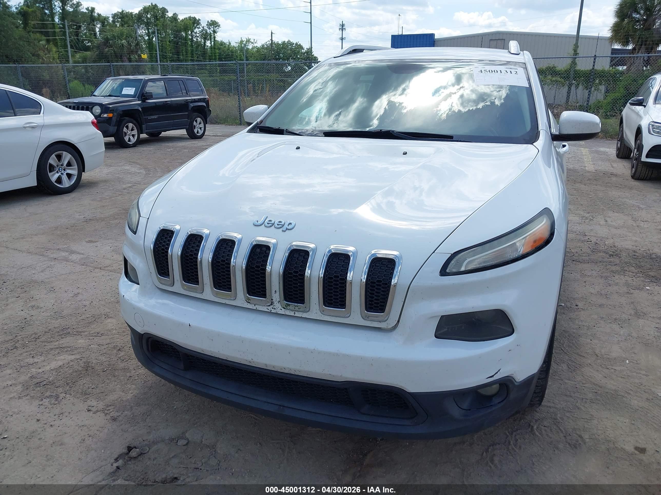 JEEP CHEROKEE image 6