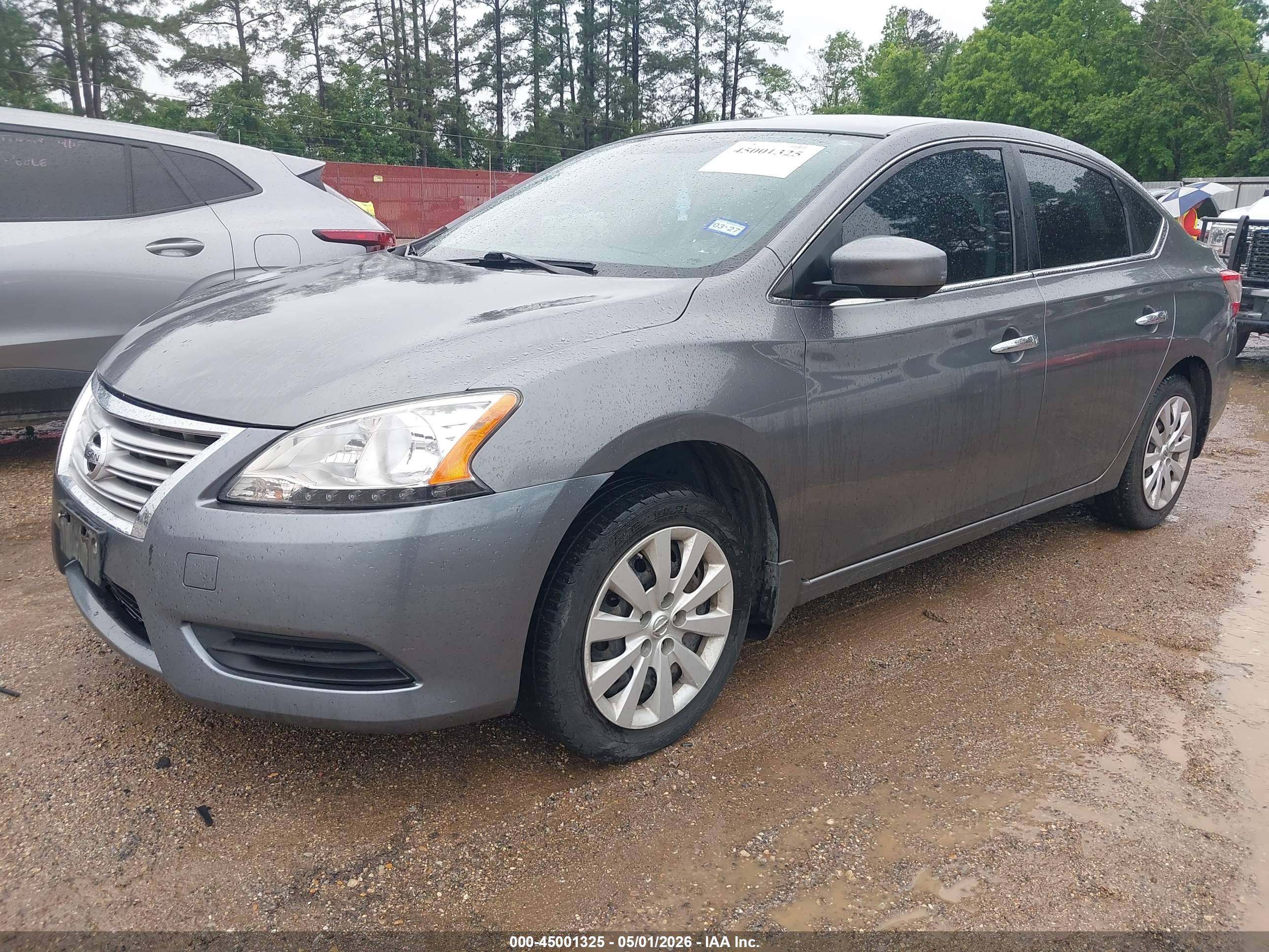 NISSAN SENTRA image 2