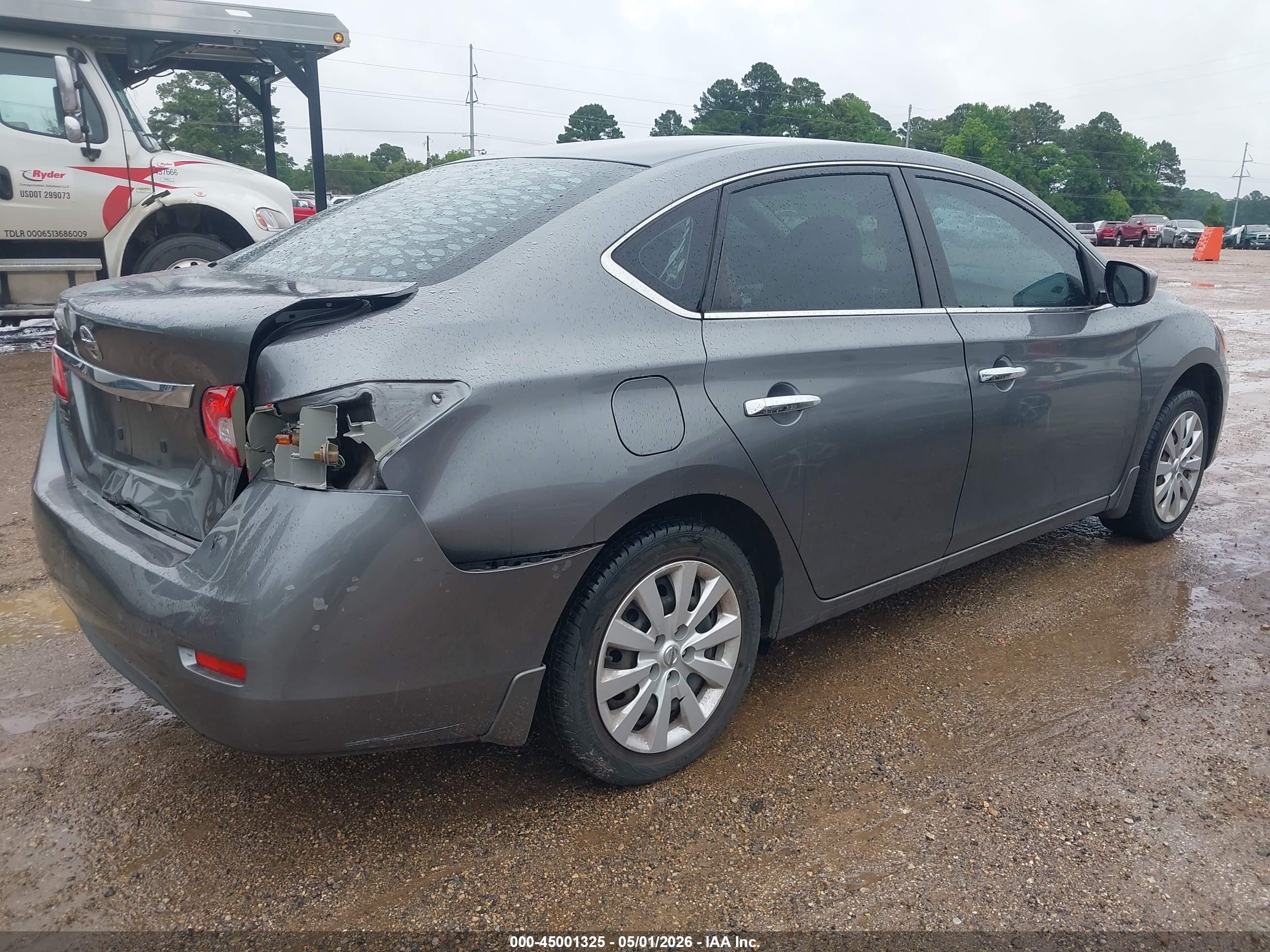 NISSAN SENTRA image 4