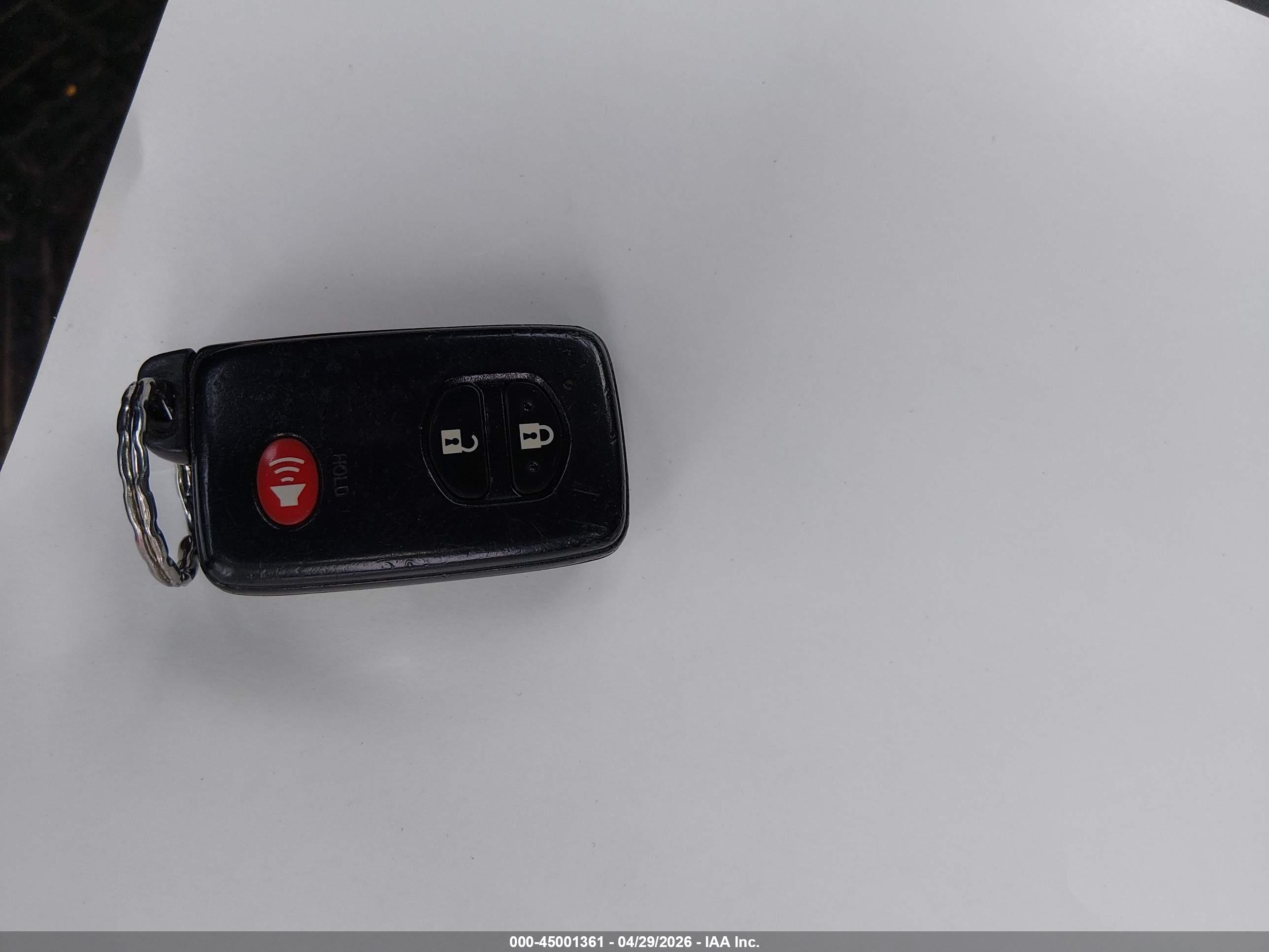 TOYOTA PRIUS image 11