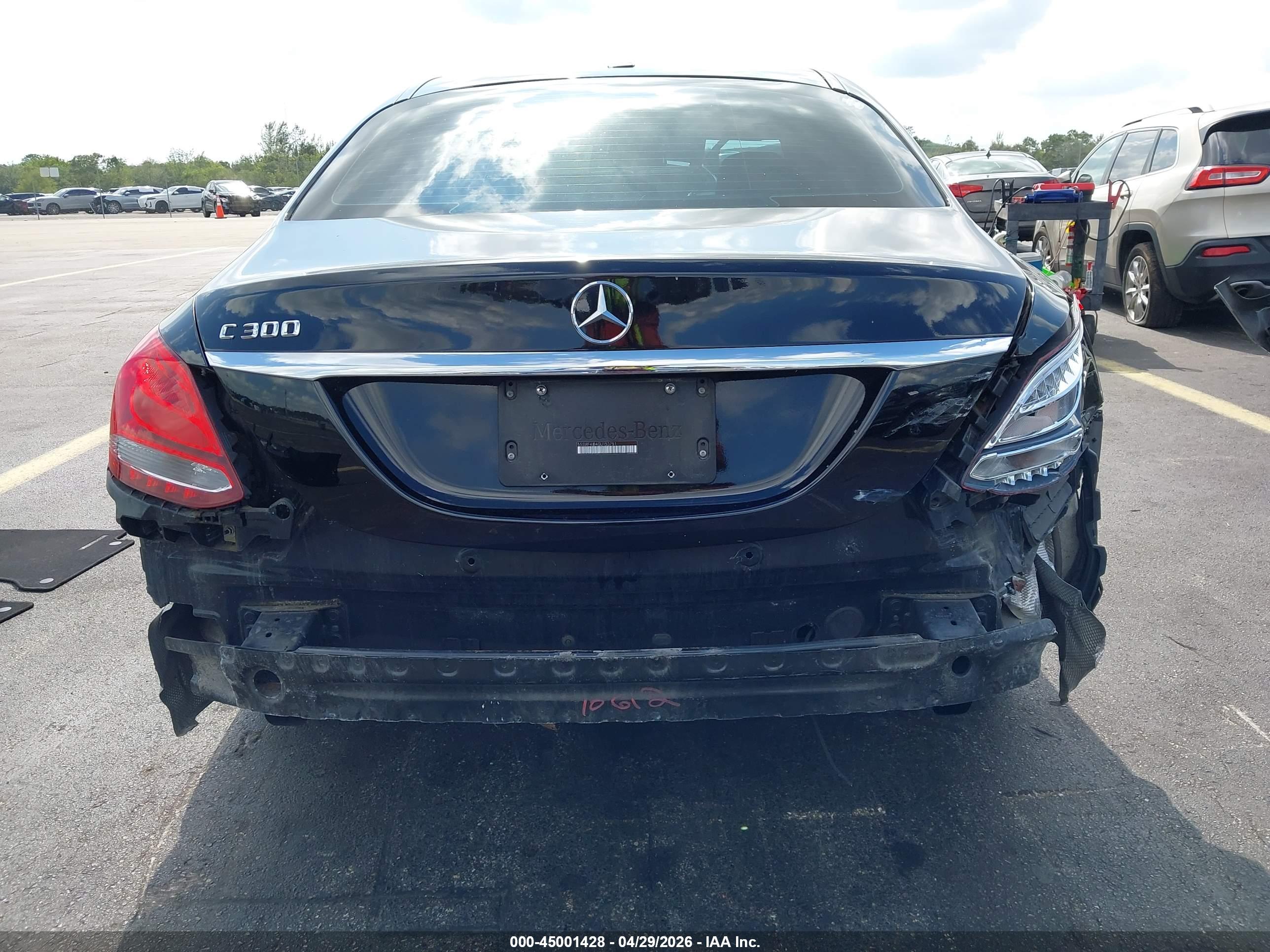 MERCEDES-BENZ C image 6