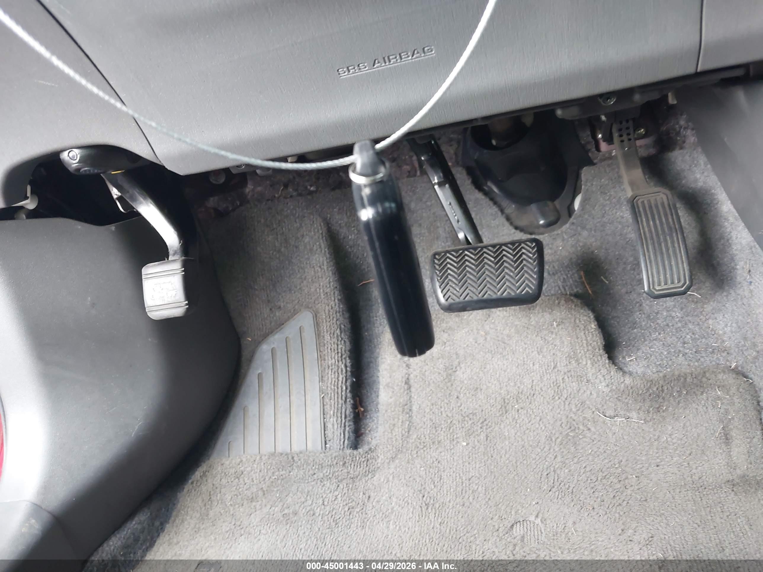TOYOTA PRIUS image 11