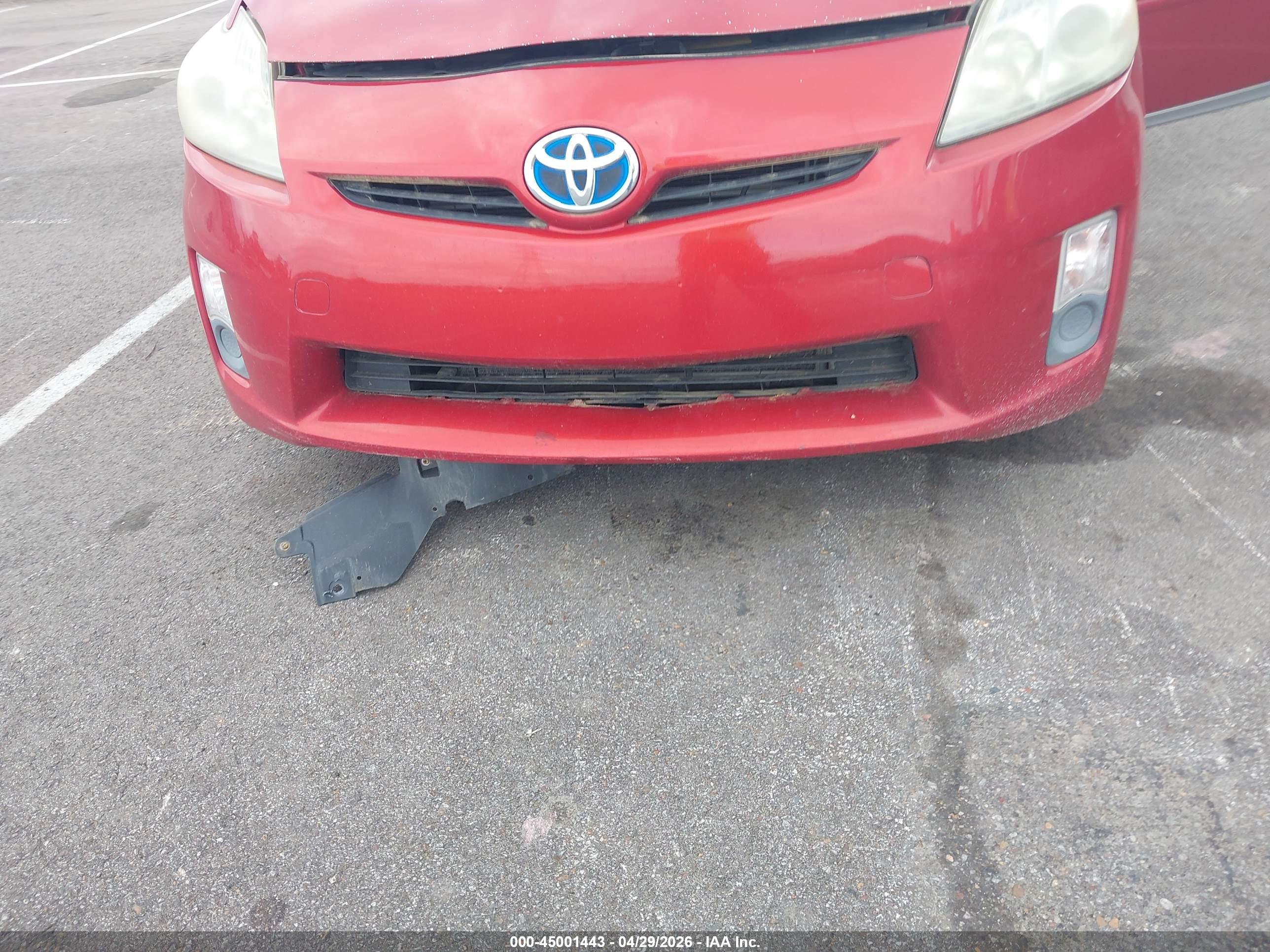 TOYOTA PRIUS image 6