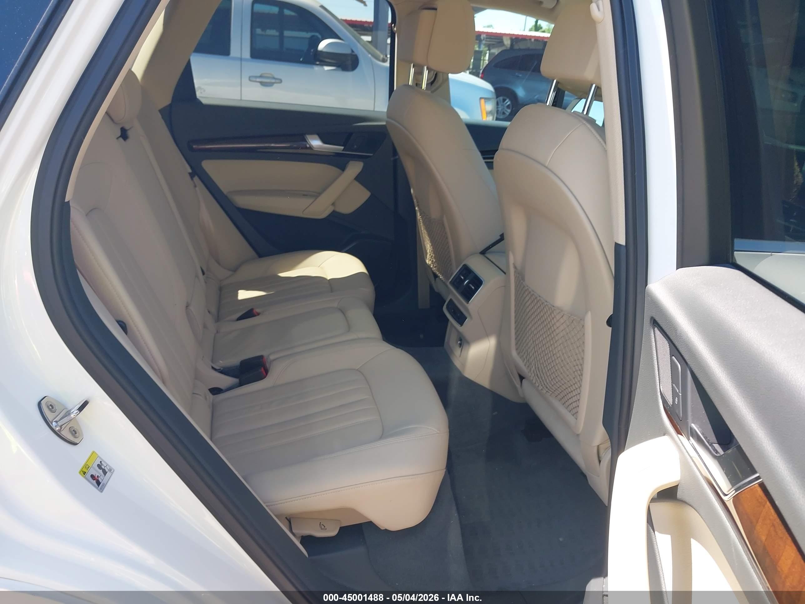 AUDI Q5 image 8