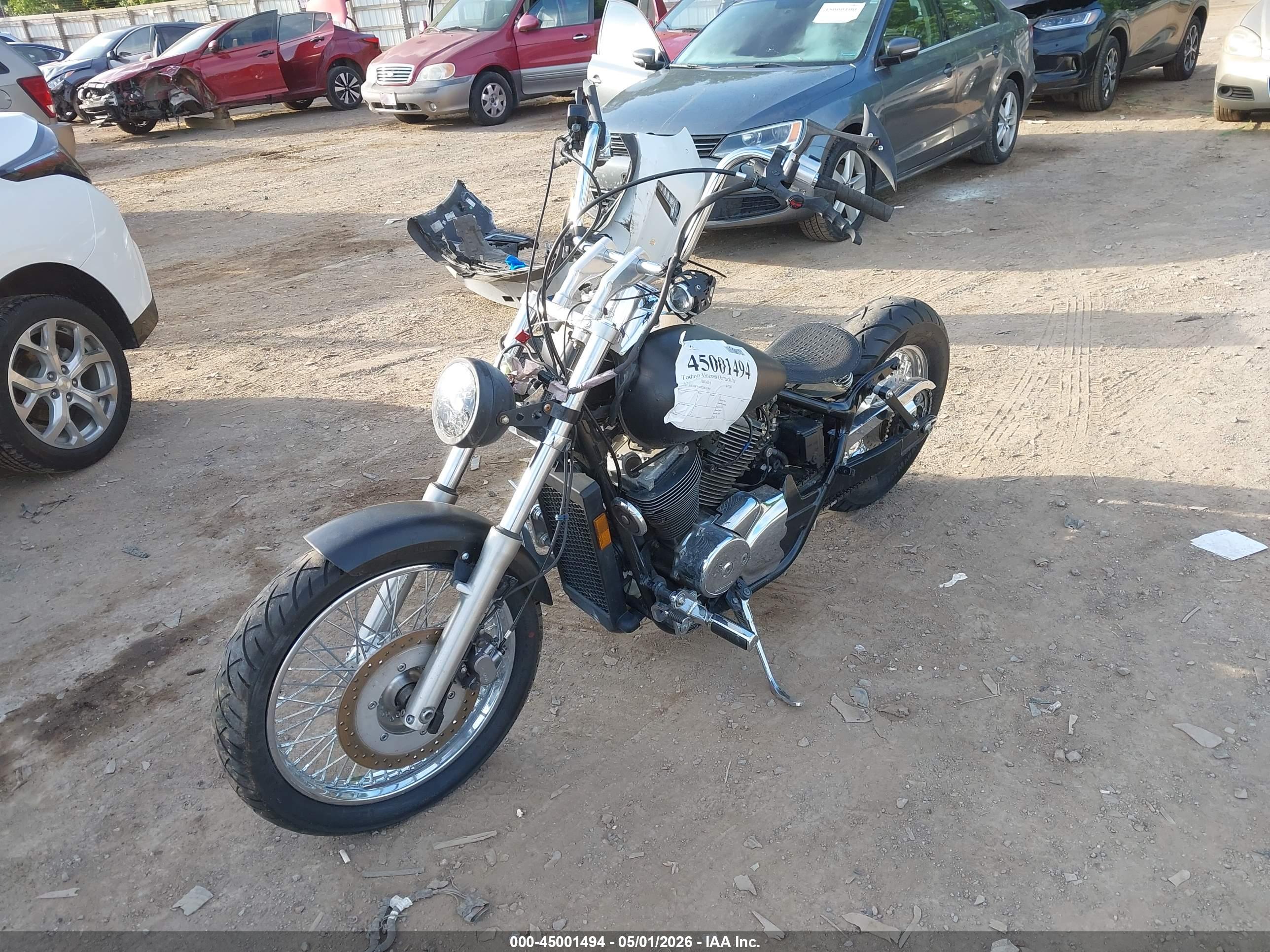 HONDA VT750 image 2