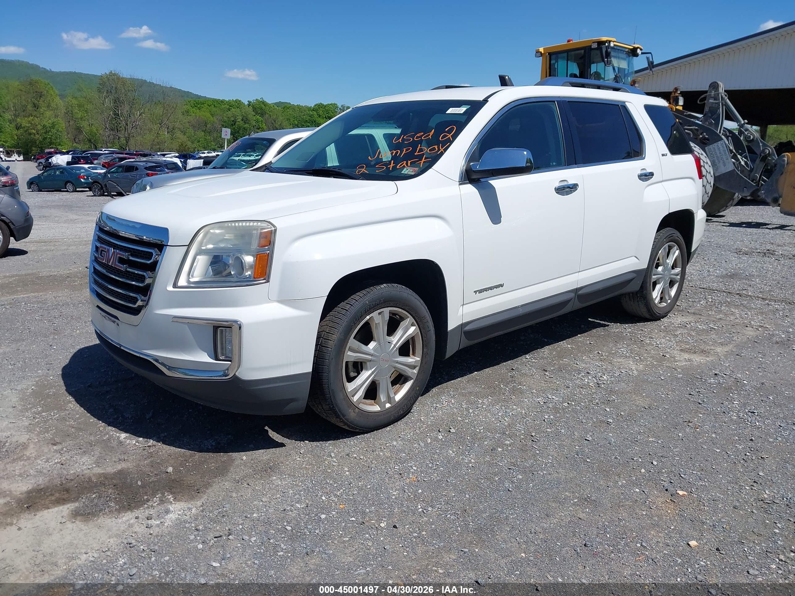GMC TERRAIN image 2