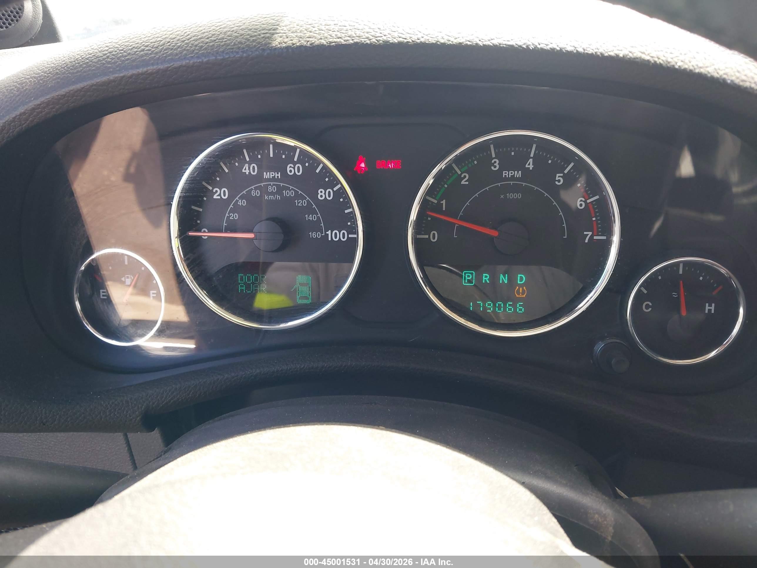 JEEP WRANGLER image 7