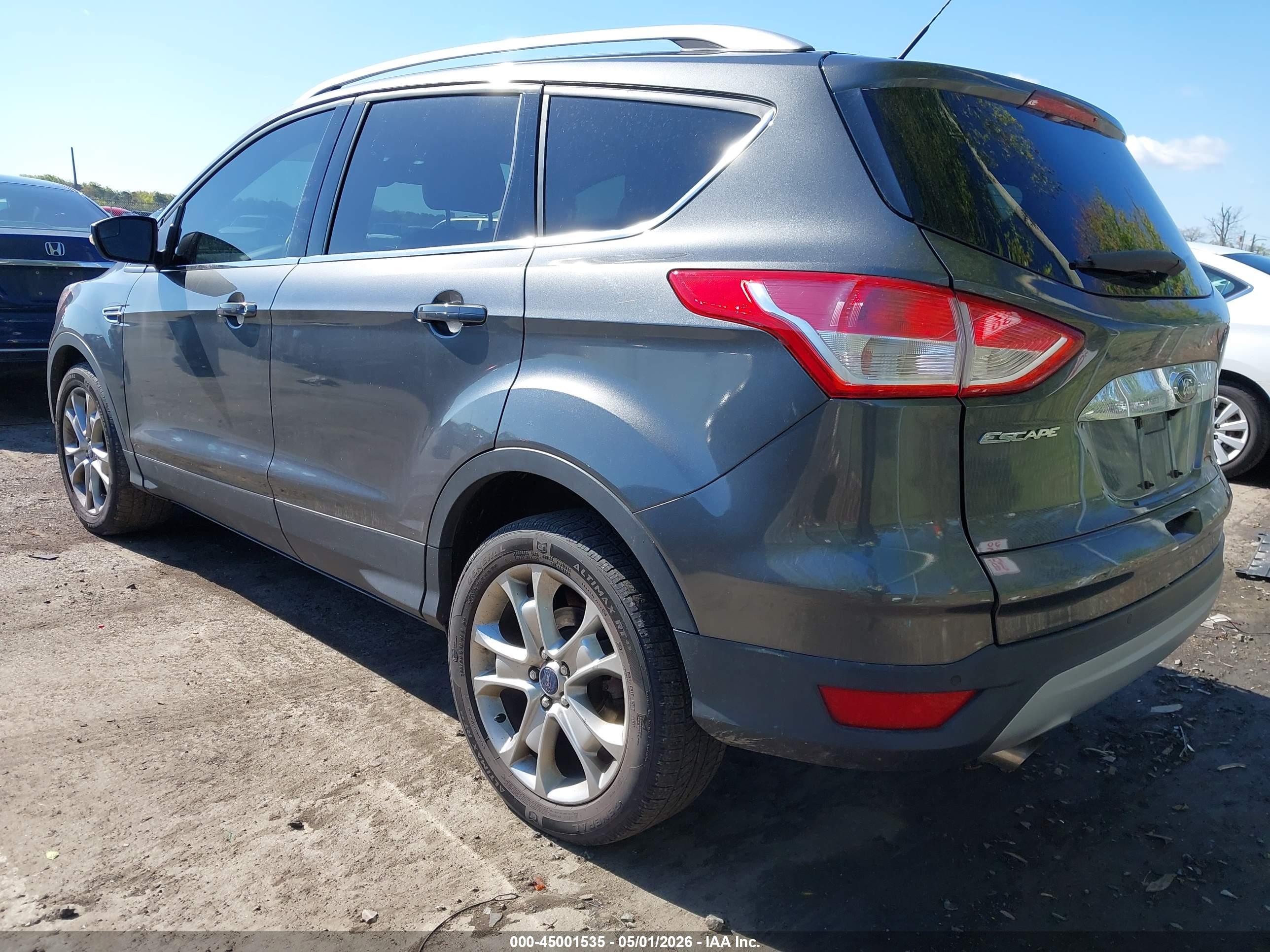 FORD ESCAPE image 3