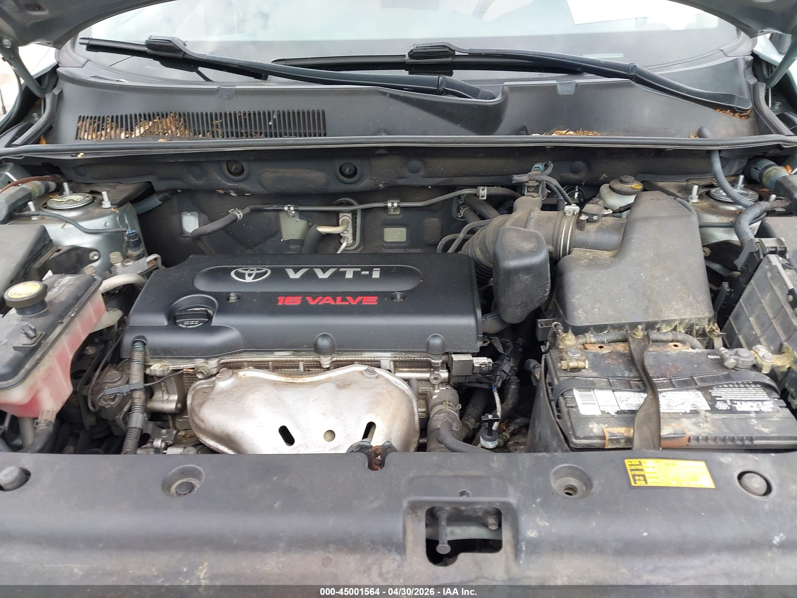 TOYOTA RAV4 image 10