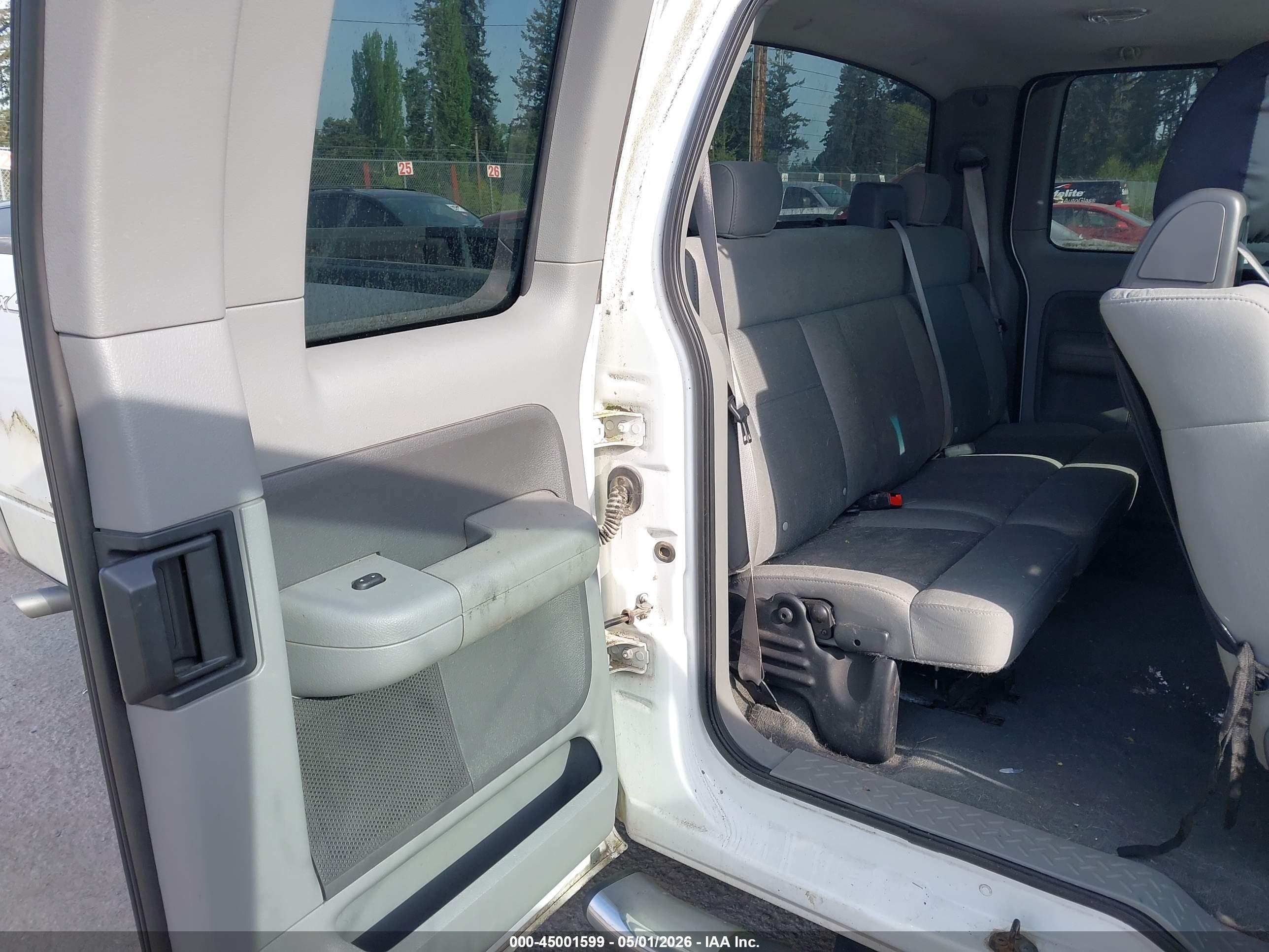 FORD F-150 image 8