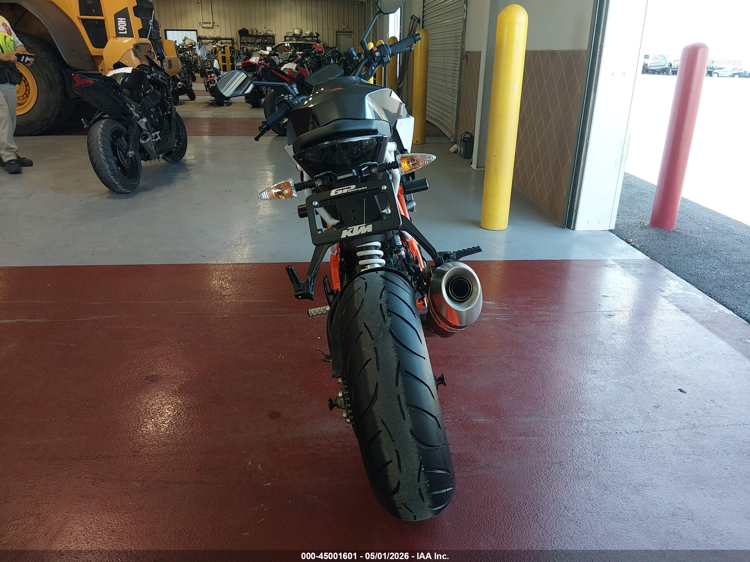 KTM 1290 image 6
