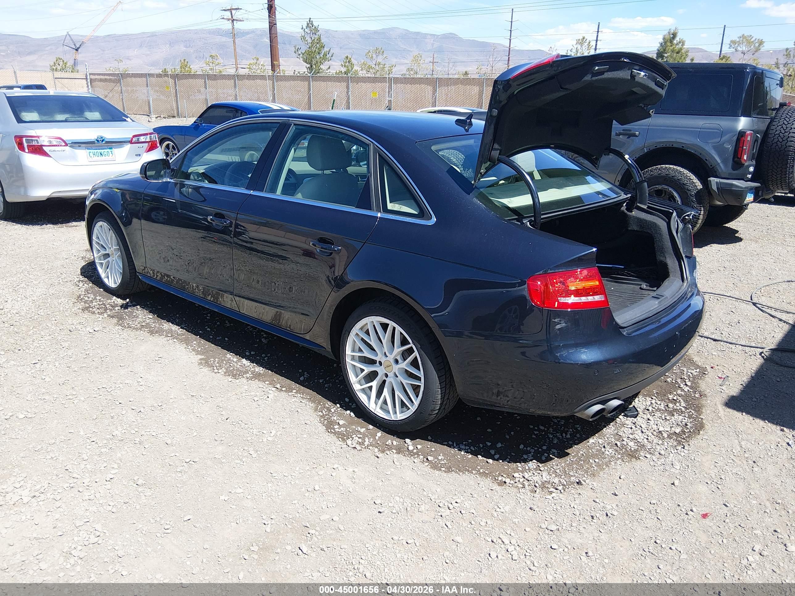AUDI A4 image 3