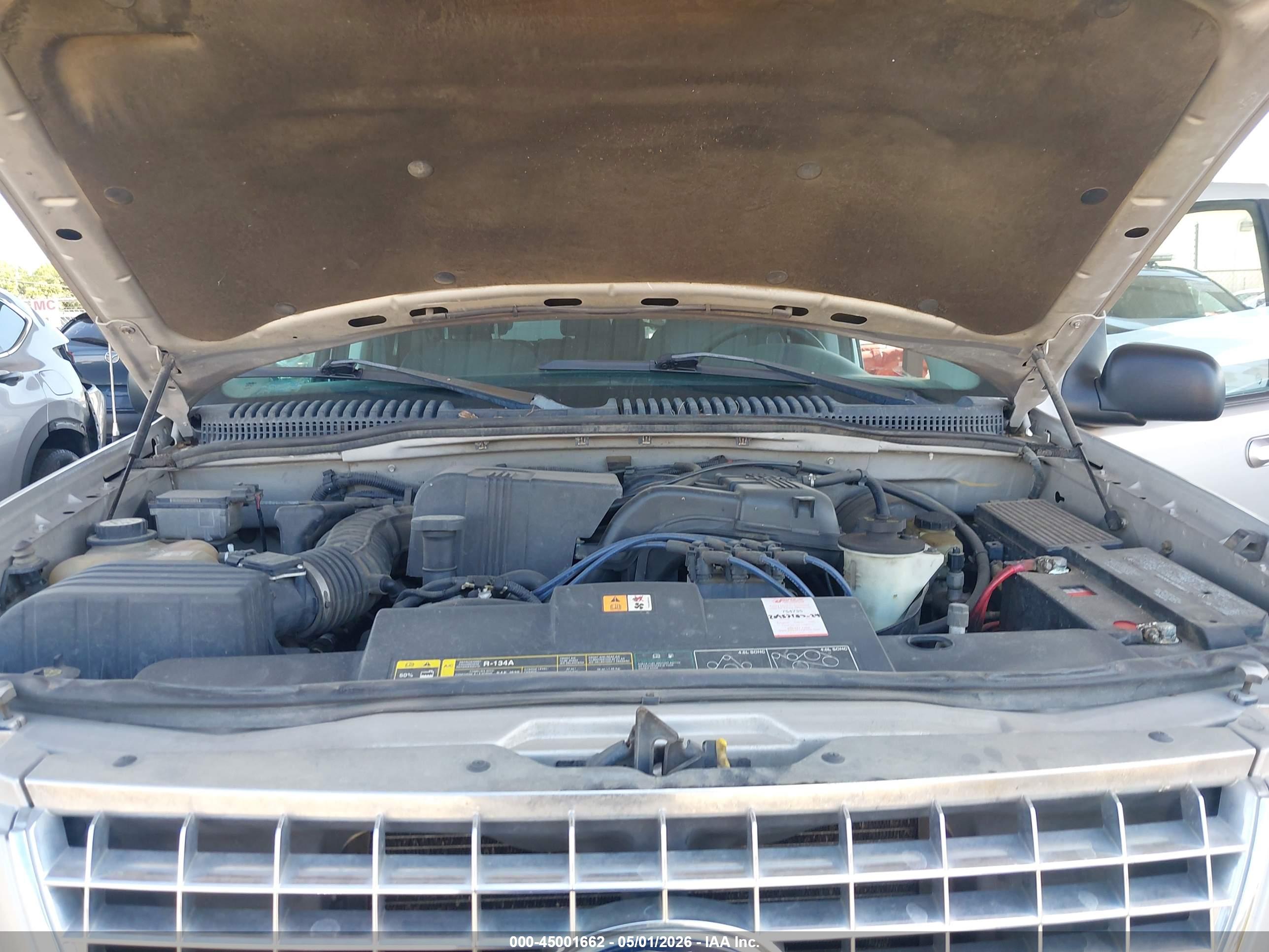 FORD EXPLORER image 10