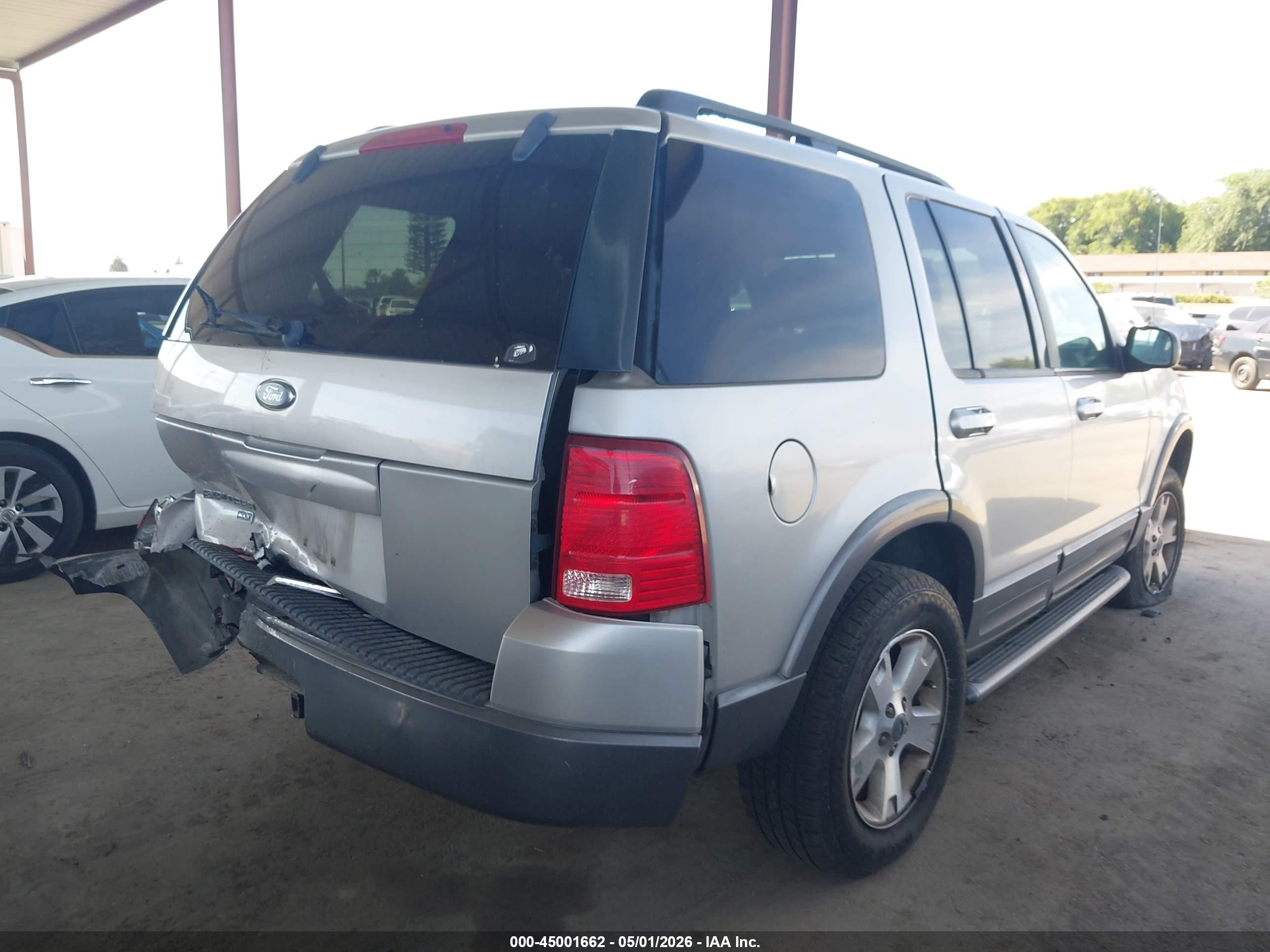 FORD EXPLORER image 4