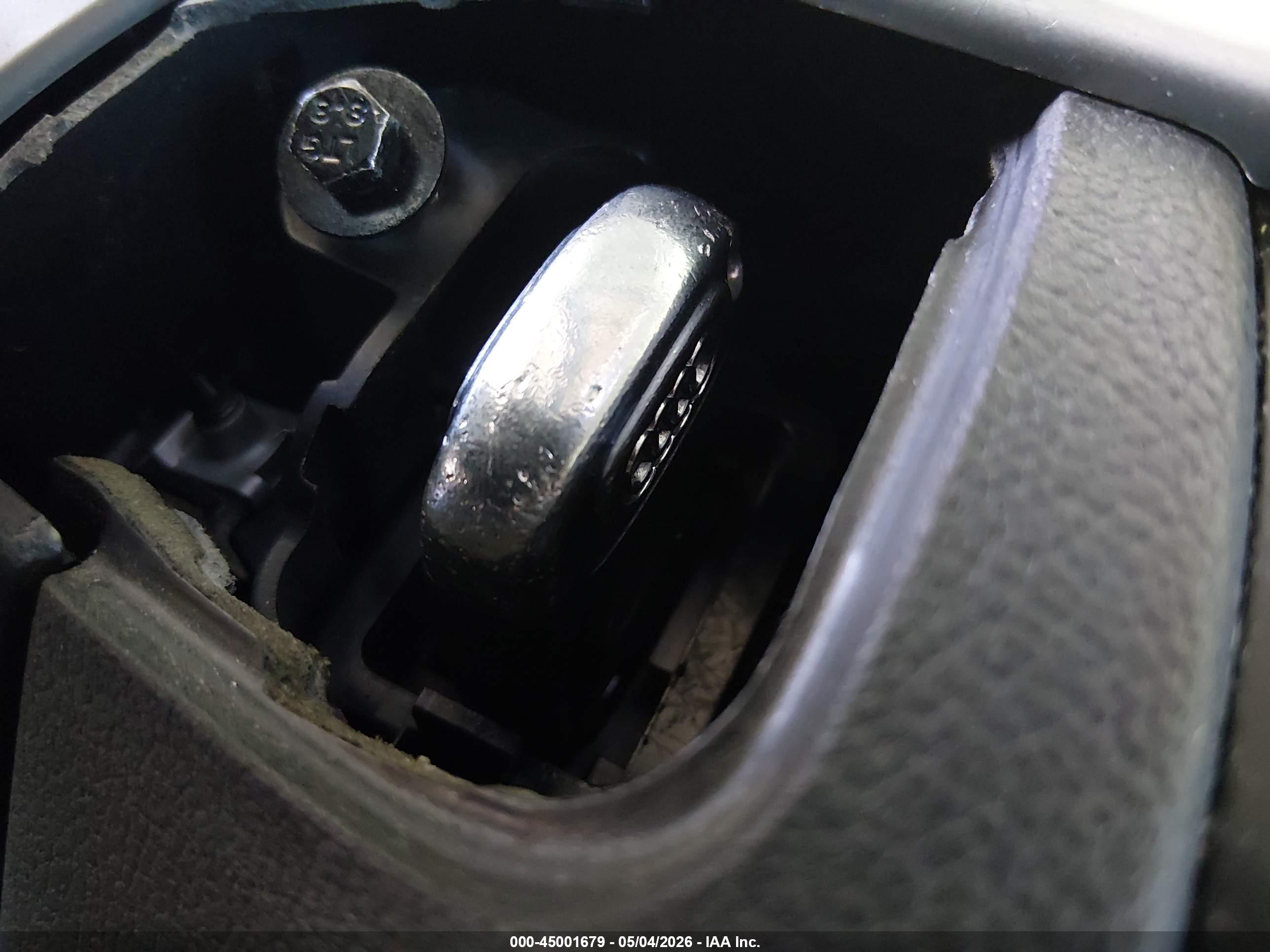 AUDI A4 image 11
