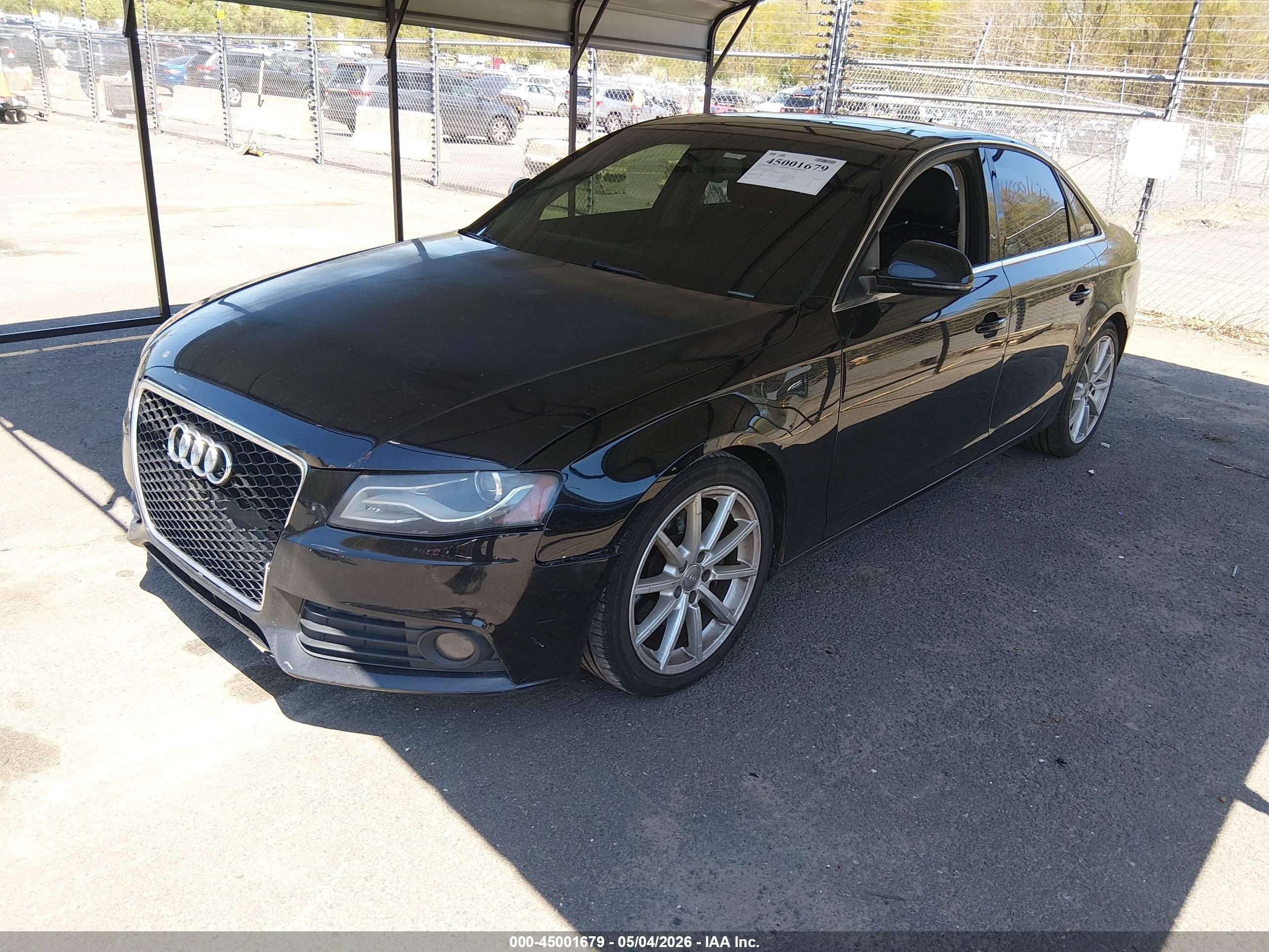 AUDI A4 image 2