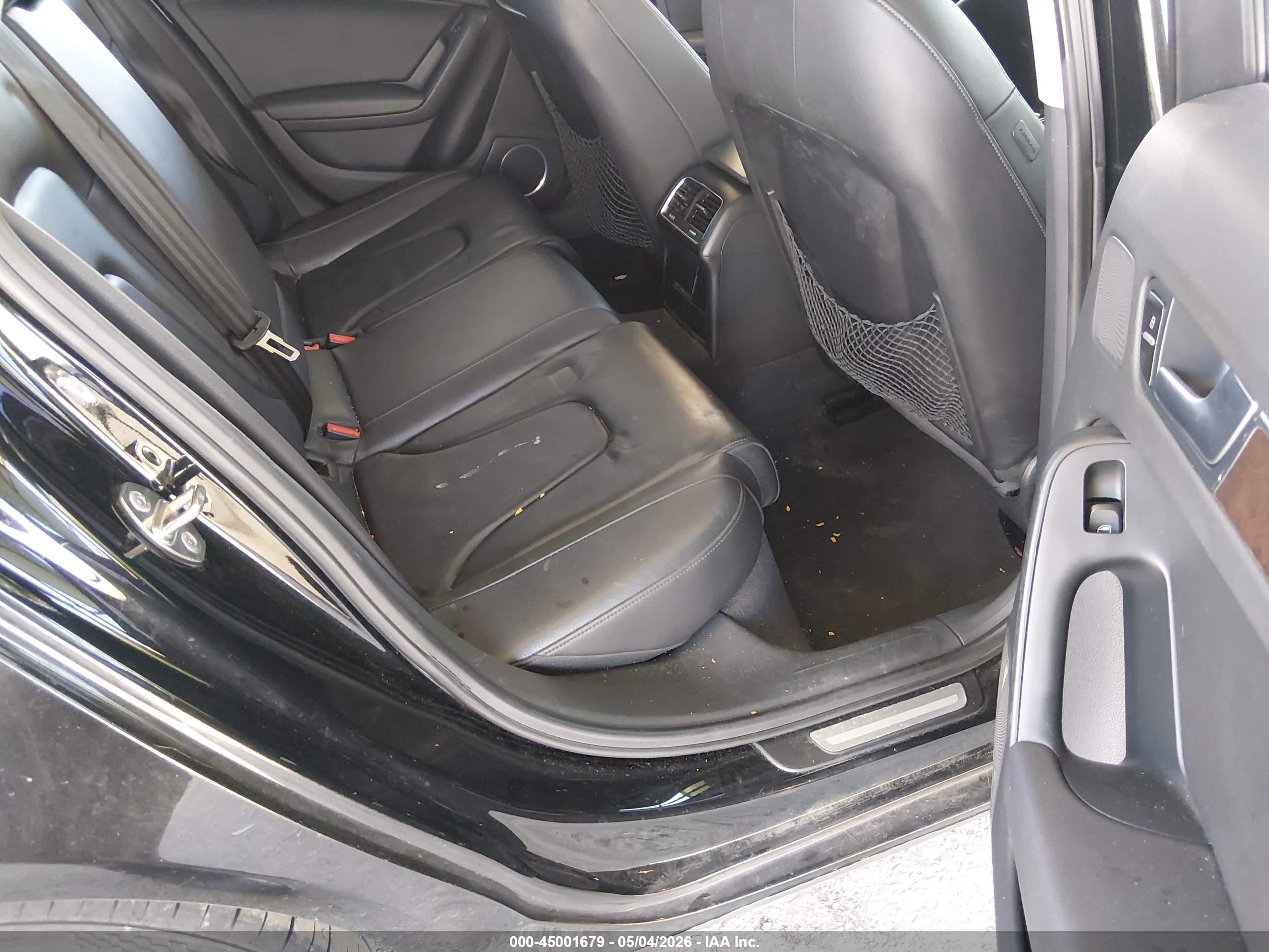 AUDI A4 image 8