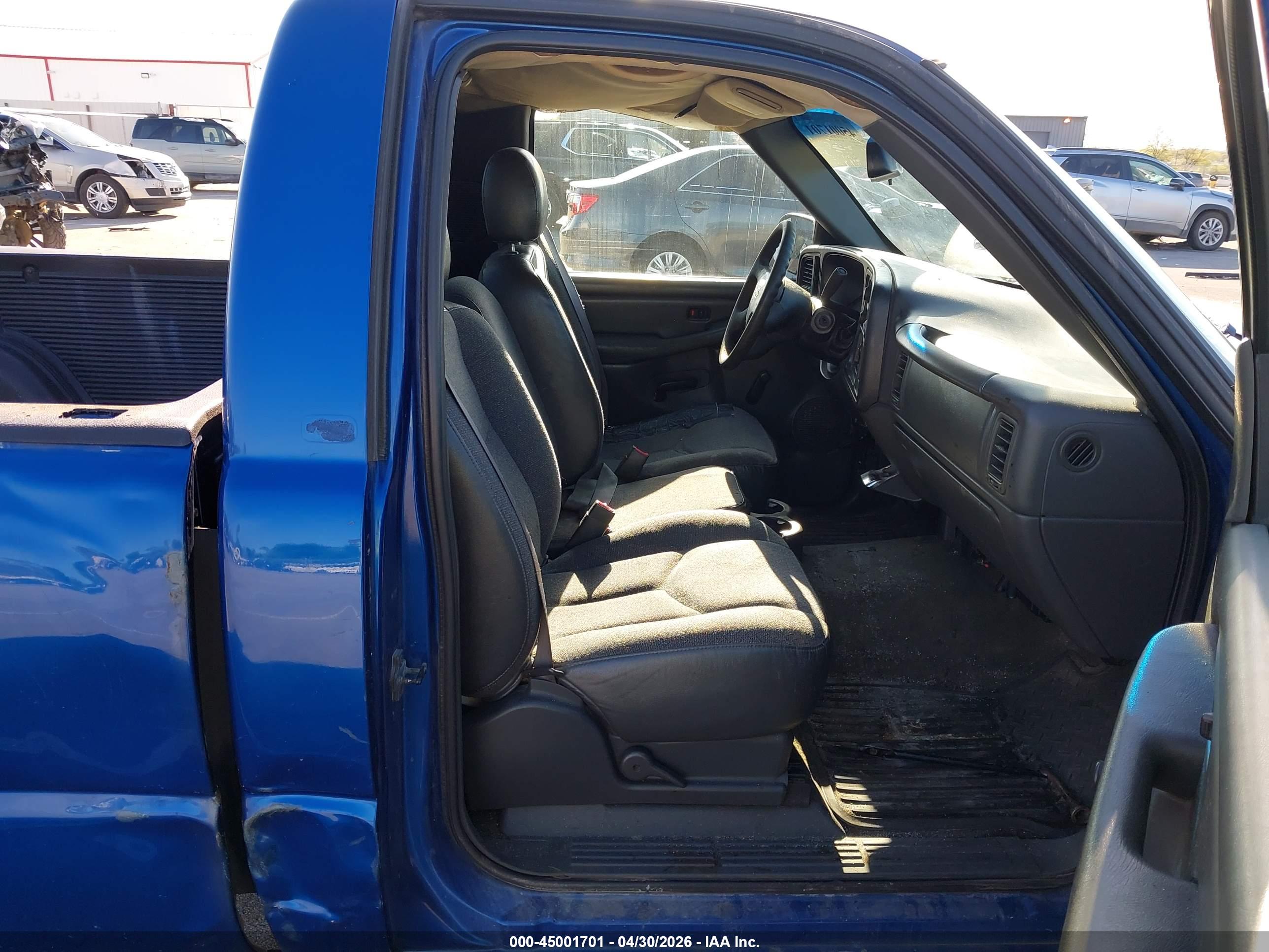CHEVROLET SILVERADO image 5