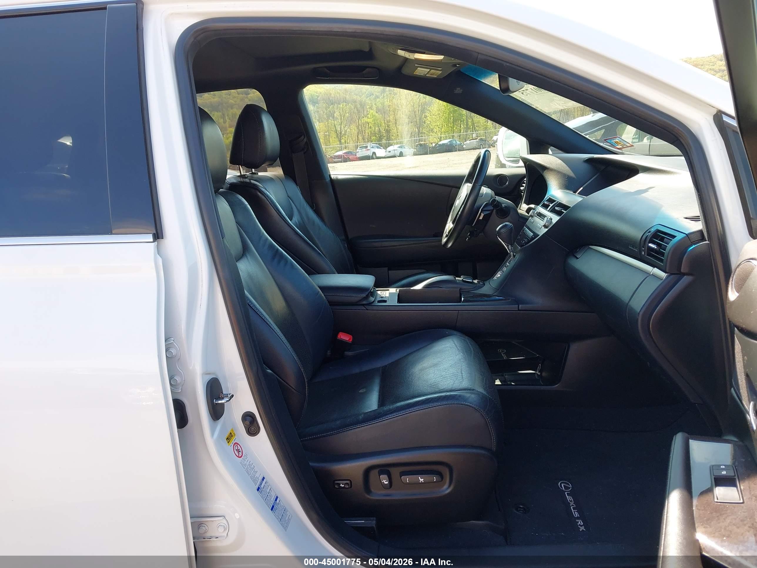 LEXUS RX image 5