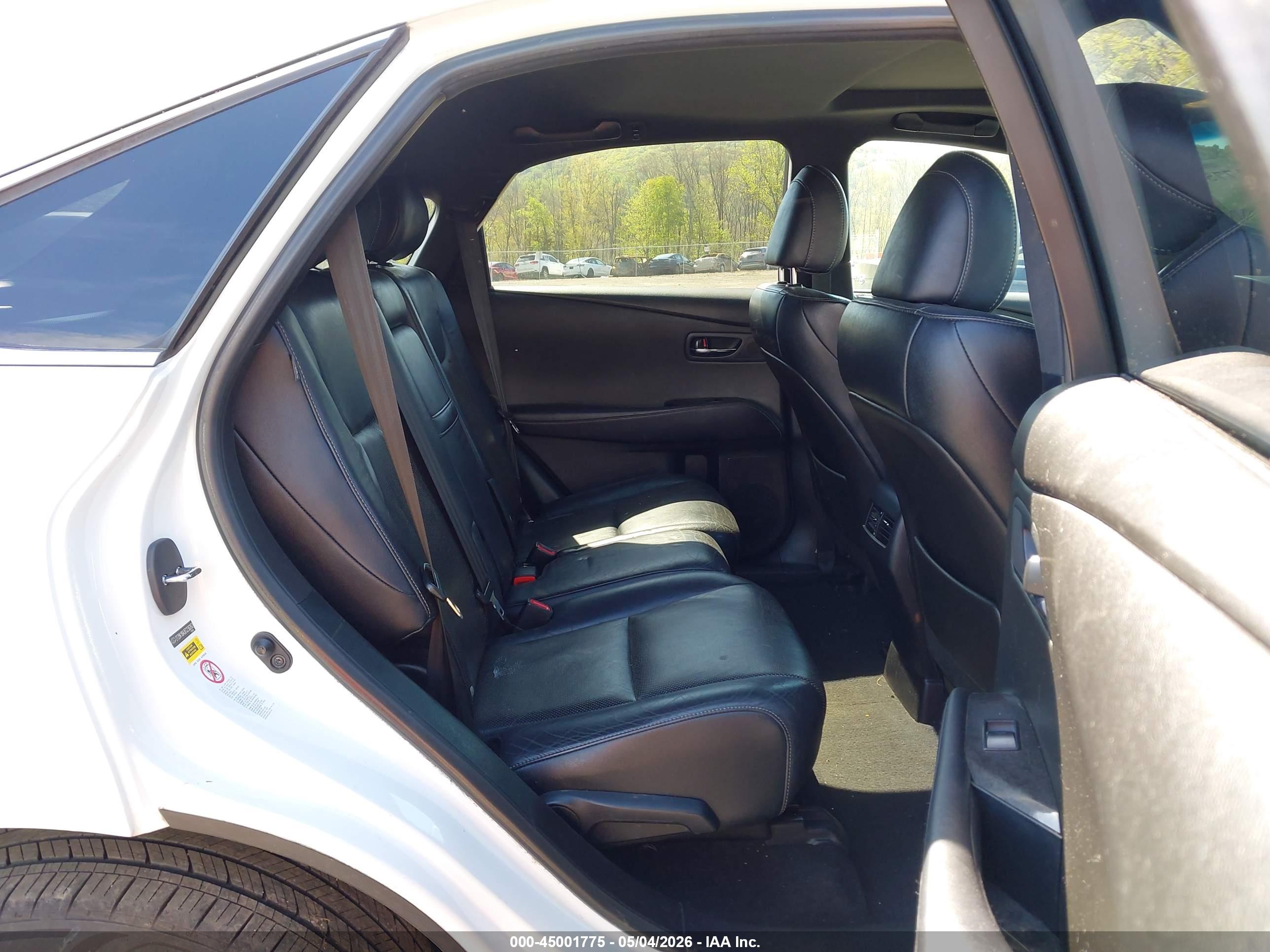 LEXUS RX image 8