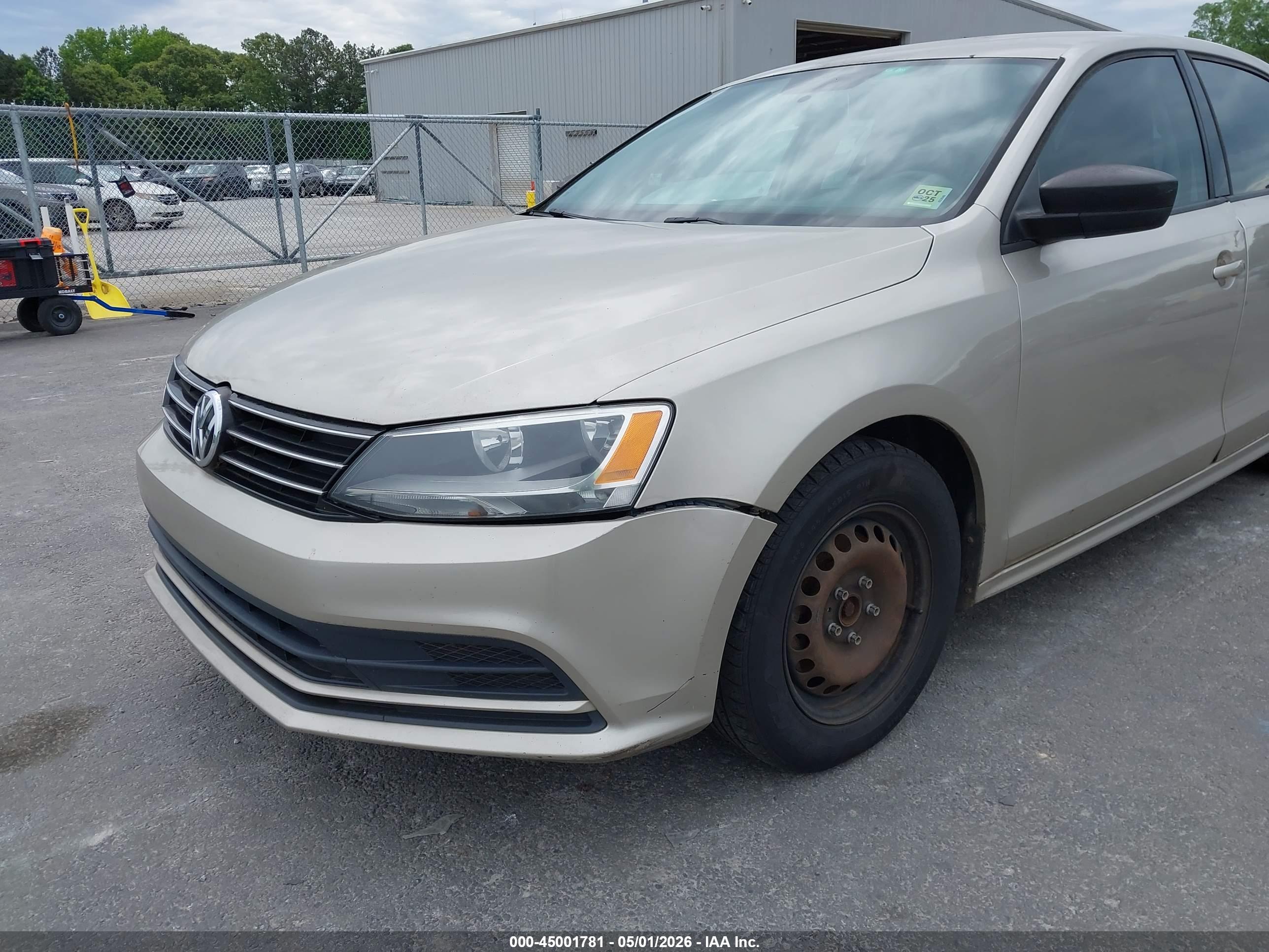 VOLKSWAGEN JETTA image 6