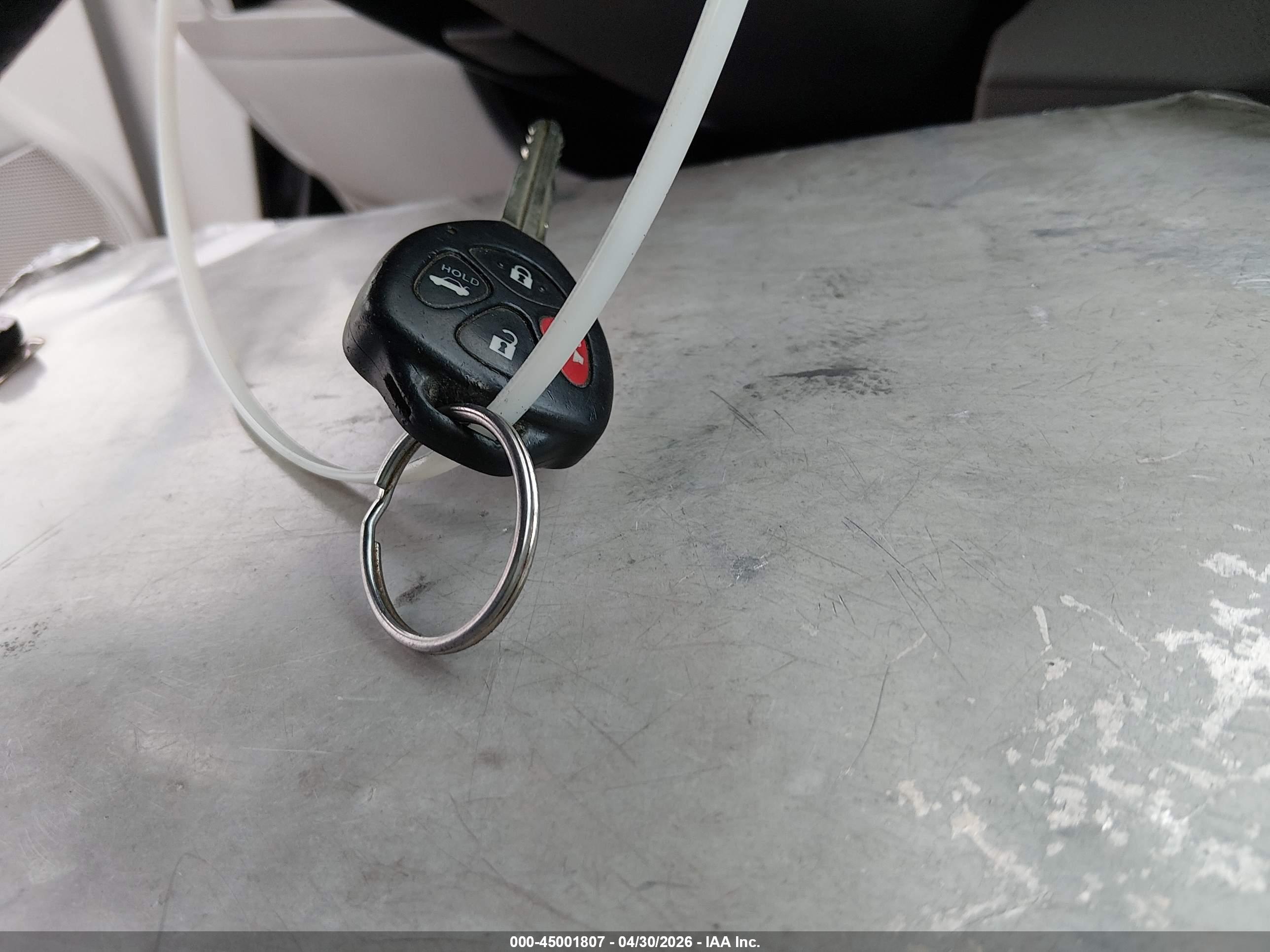 TOYOTA CAMRY image 11