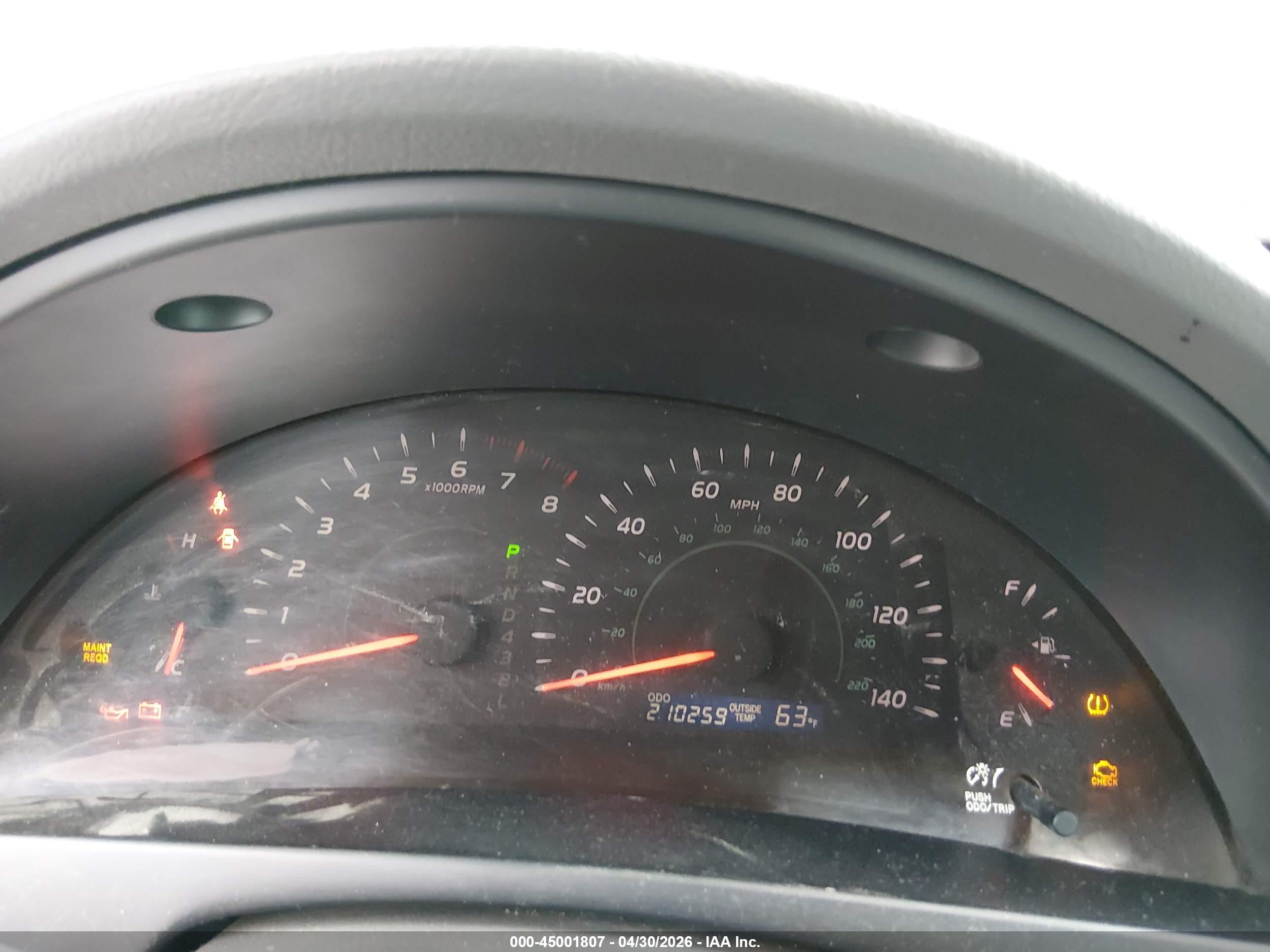 TOYOTA CAMRY image 7