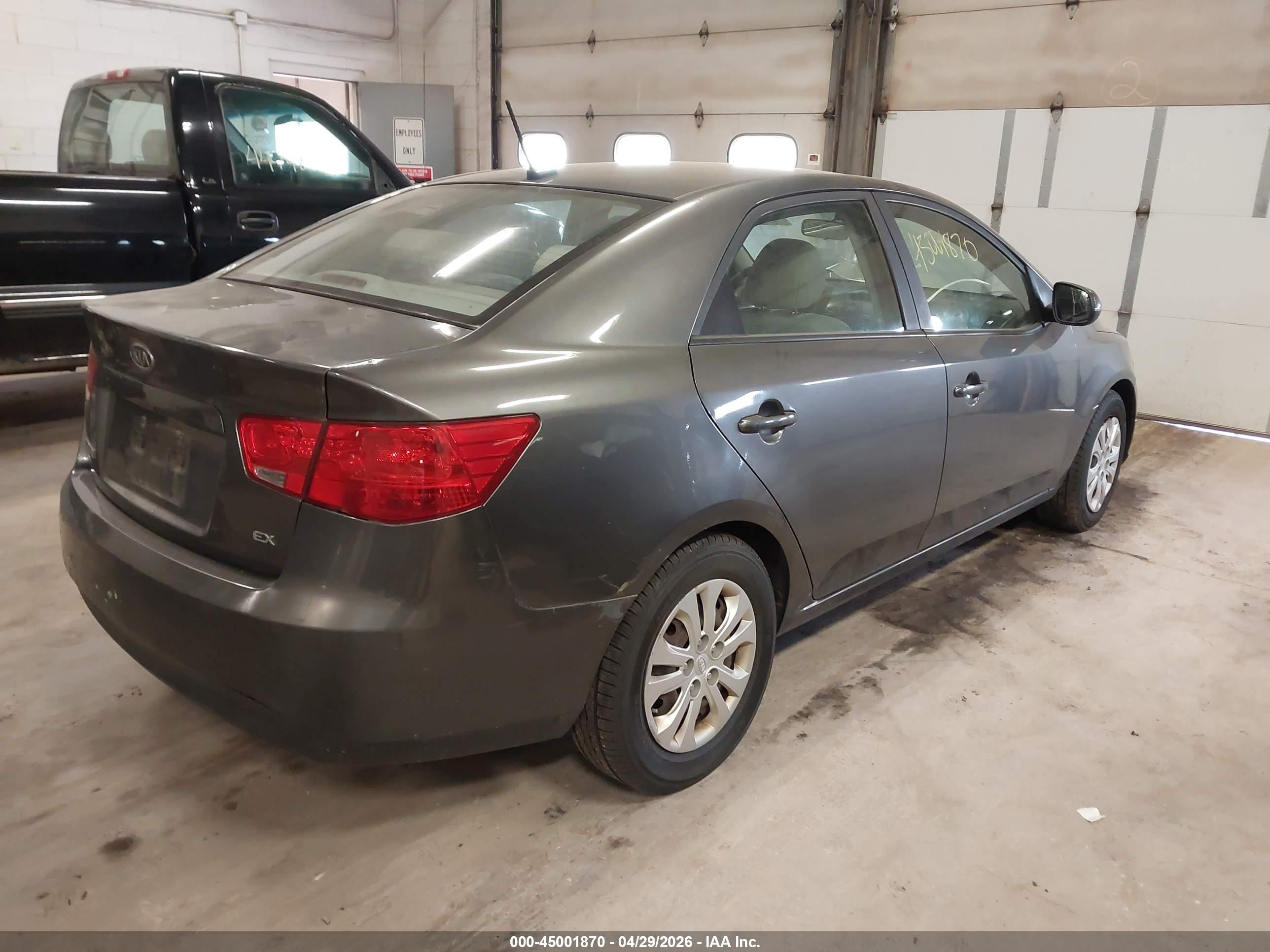 KIA FORTE image 4