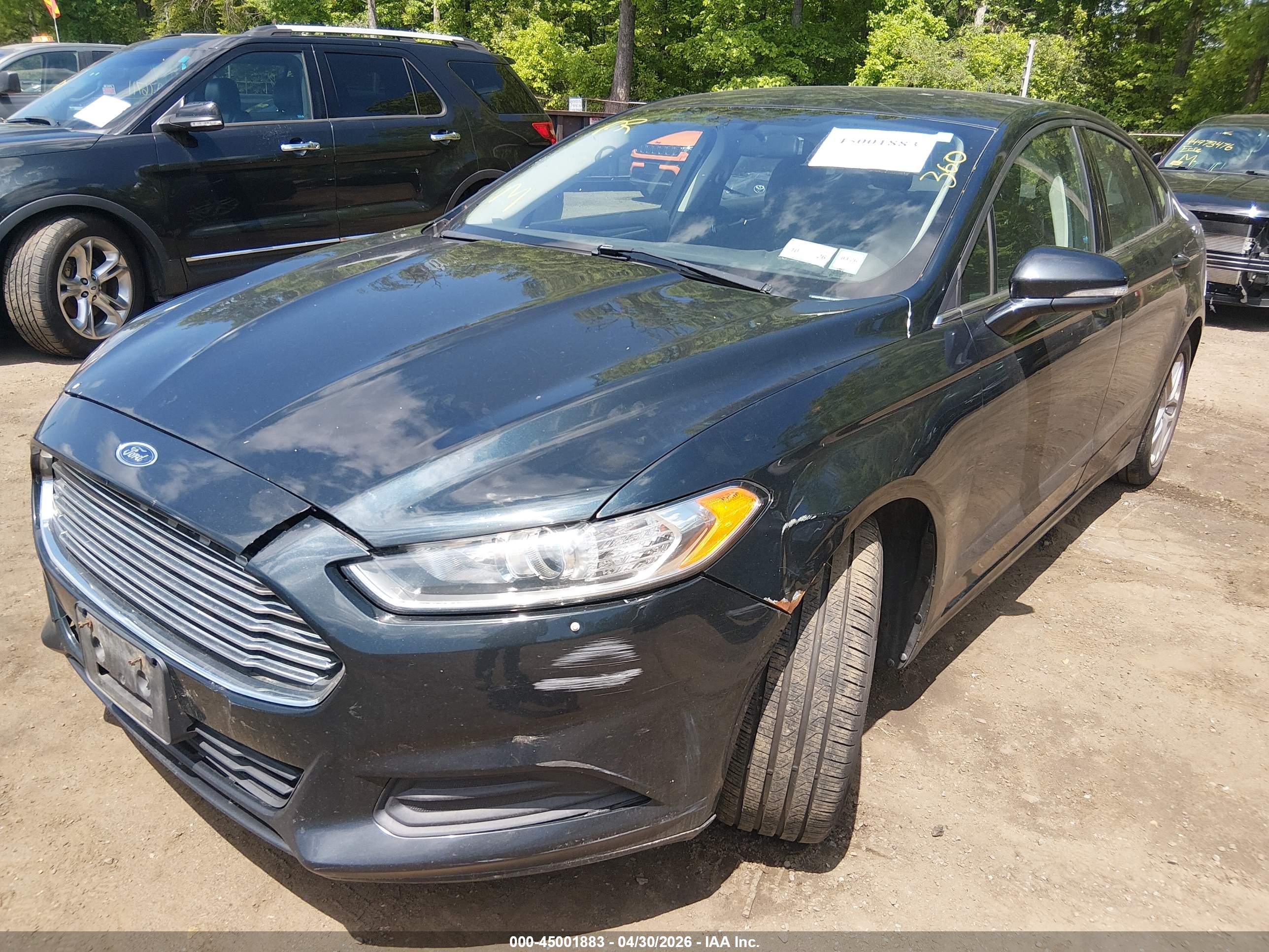 FORD FUSION image 6