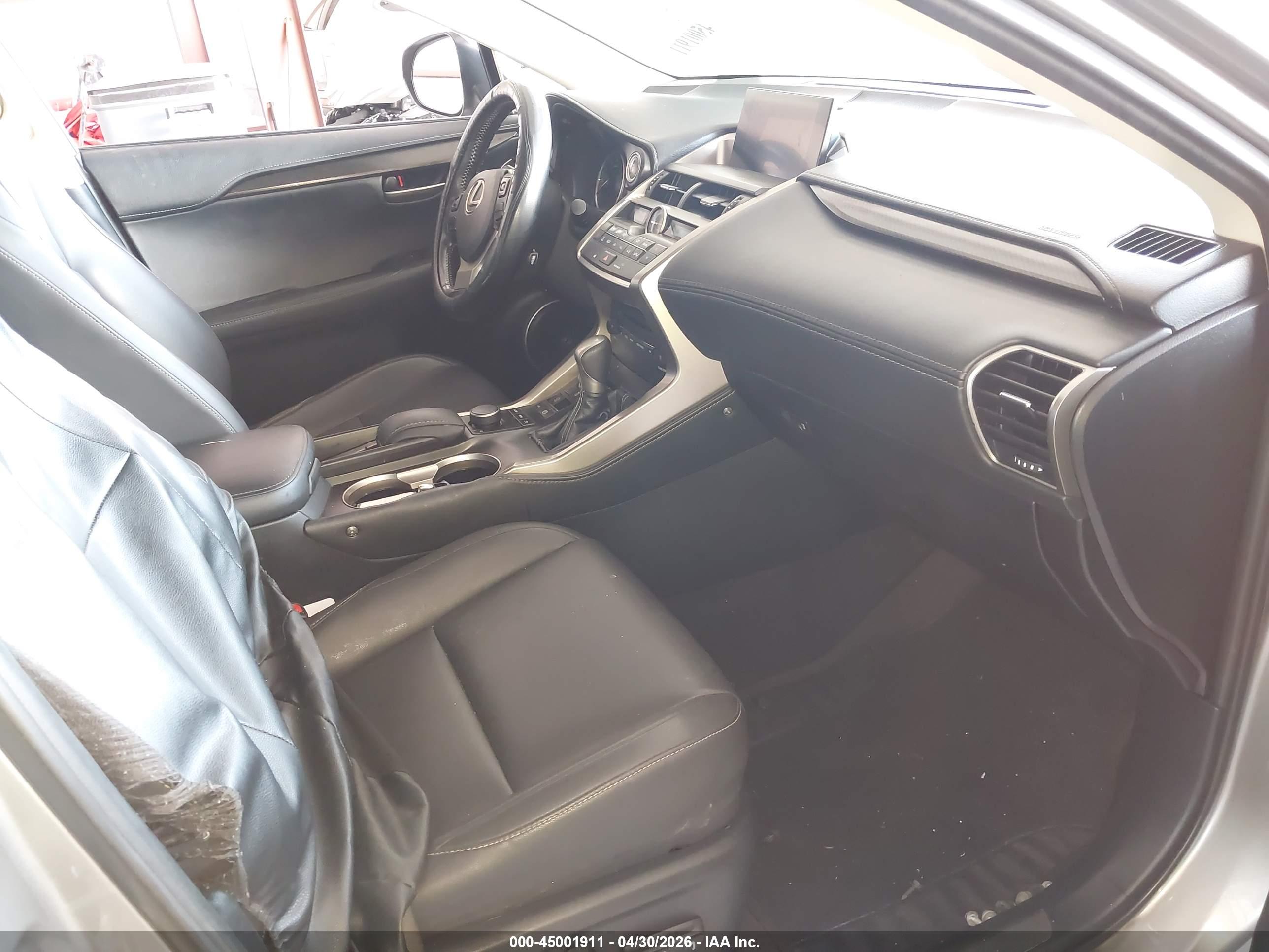 LEXUS NX image 5