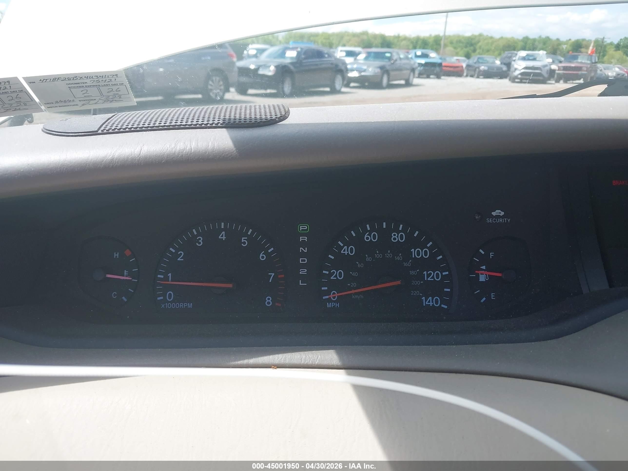 TOYOTA AVALON image 7