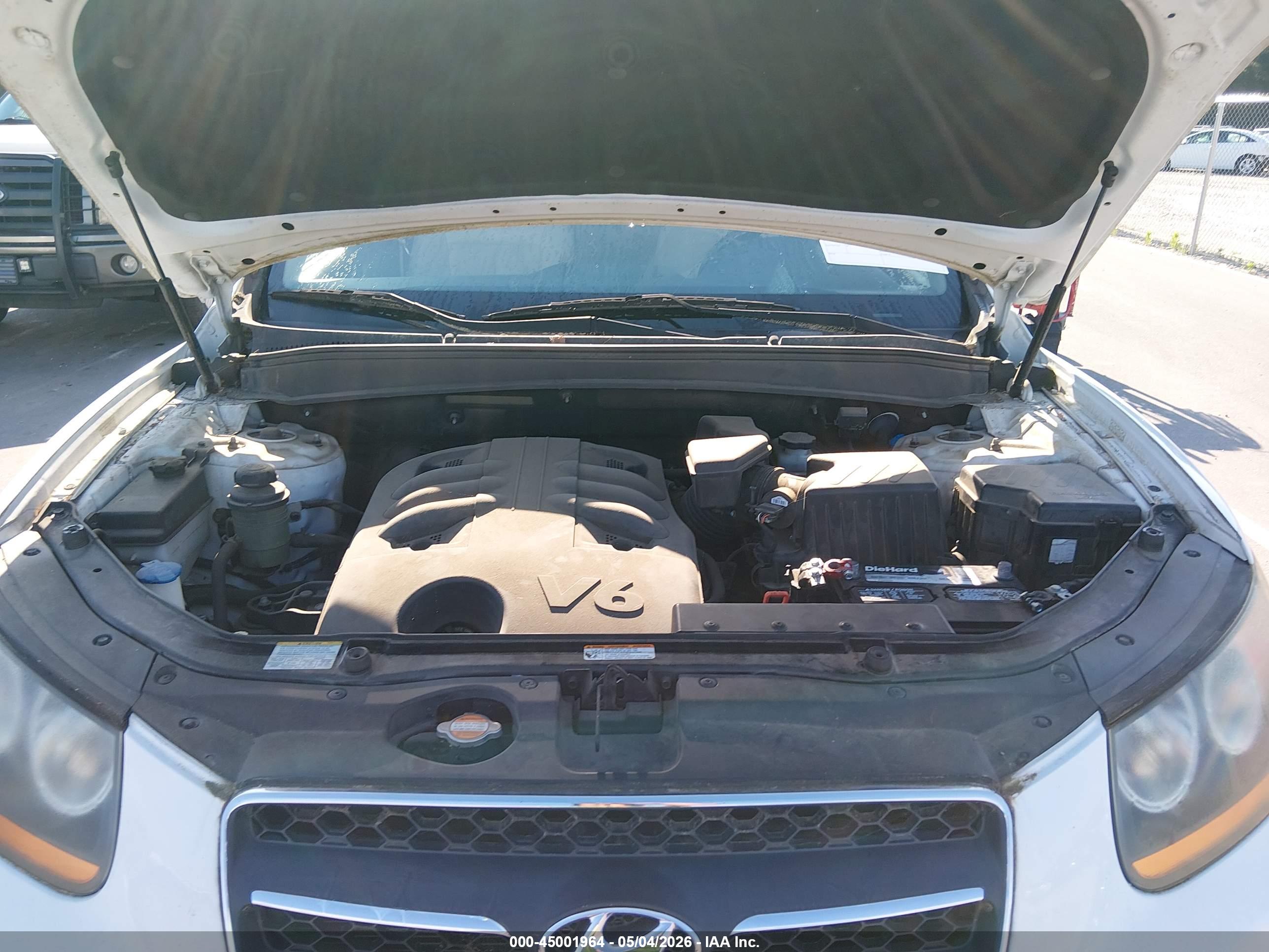 HYUNDAI SANTA image 10