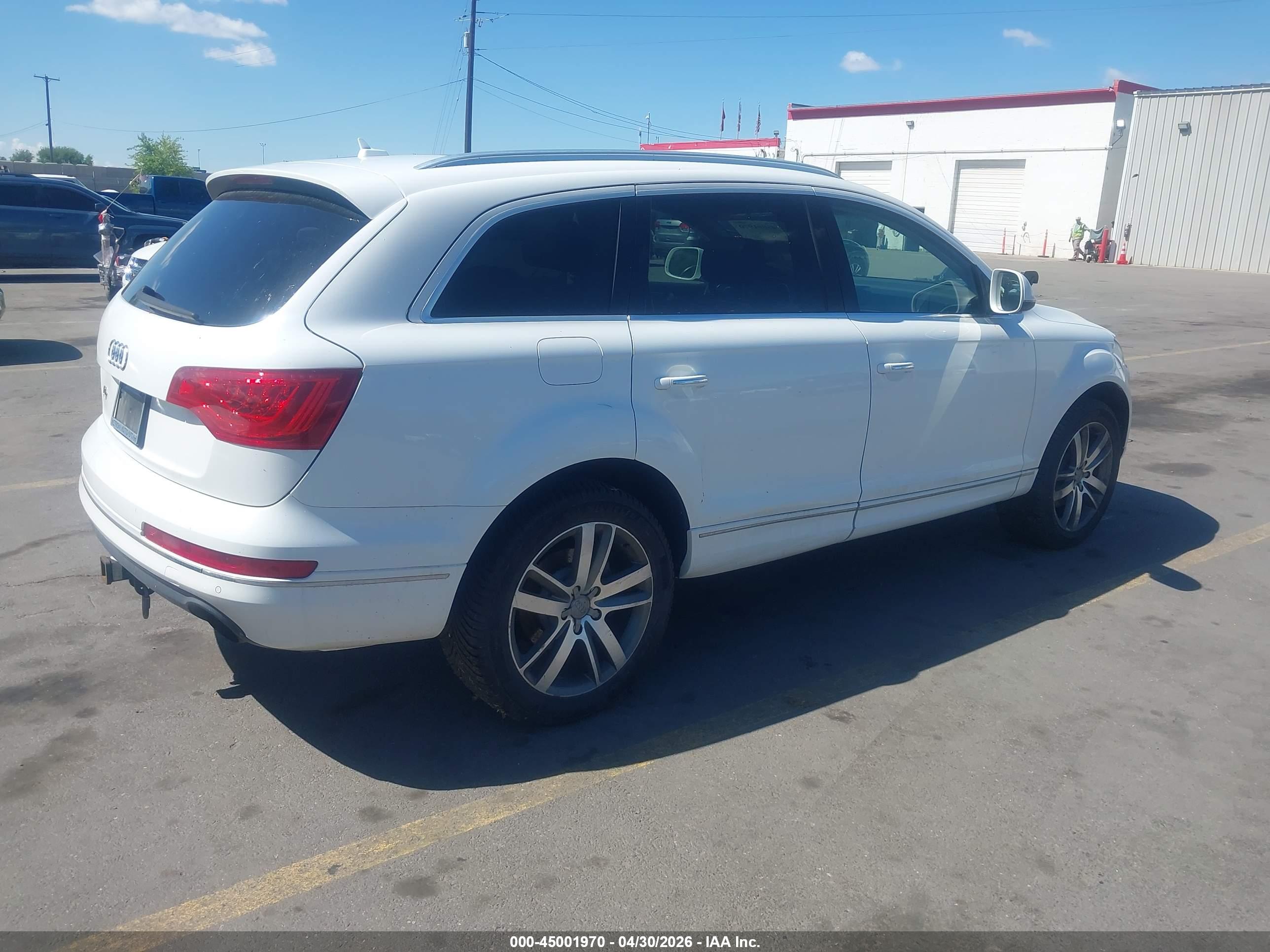 AUDI Q7 image 4