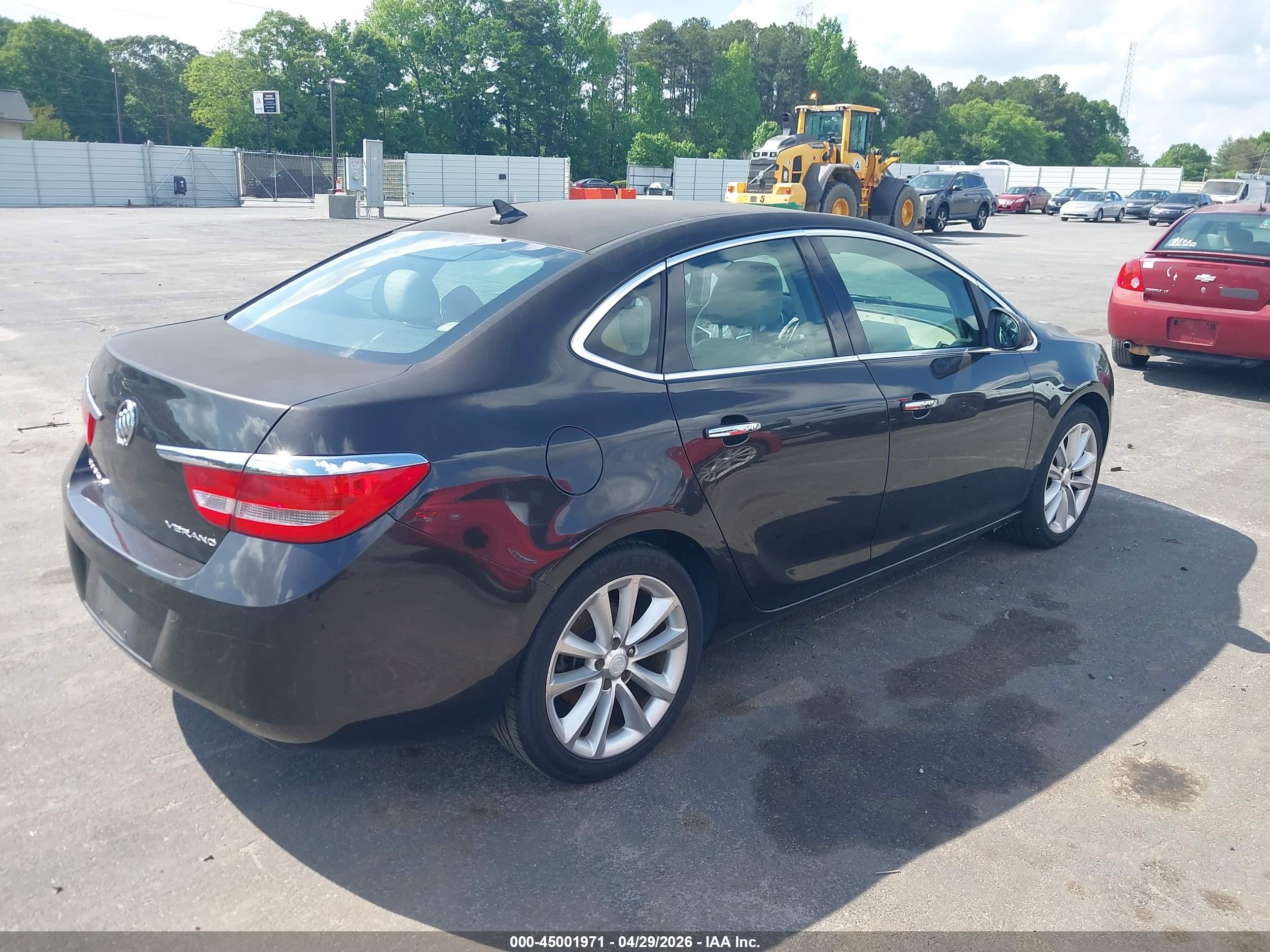BUICK VERANO image 4