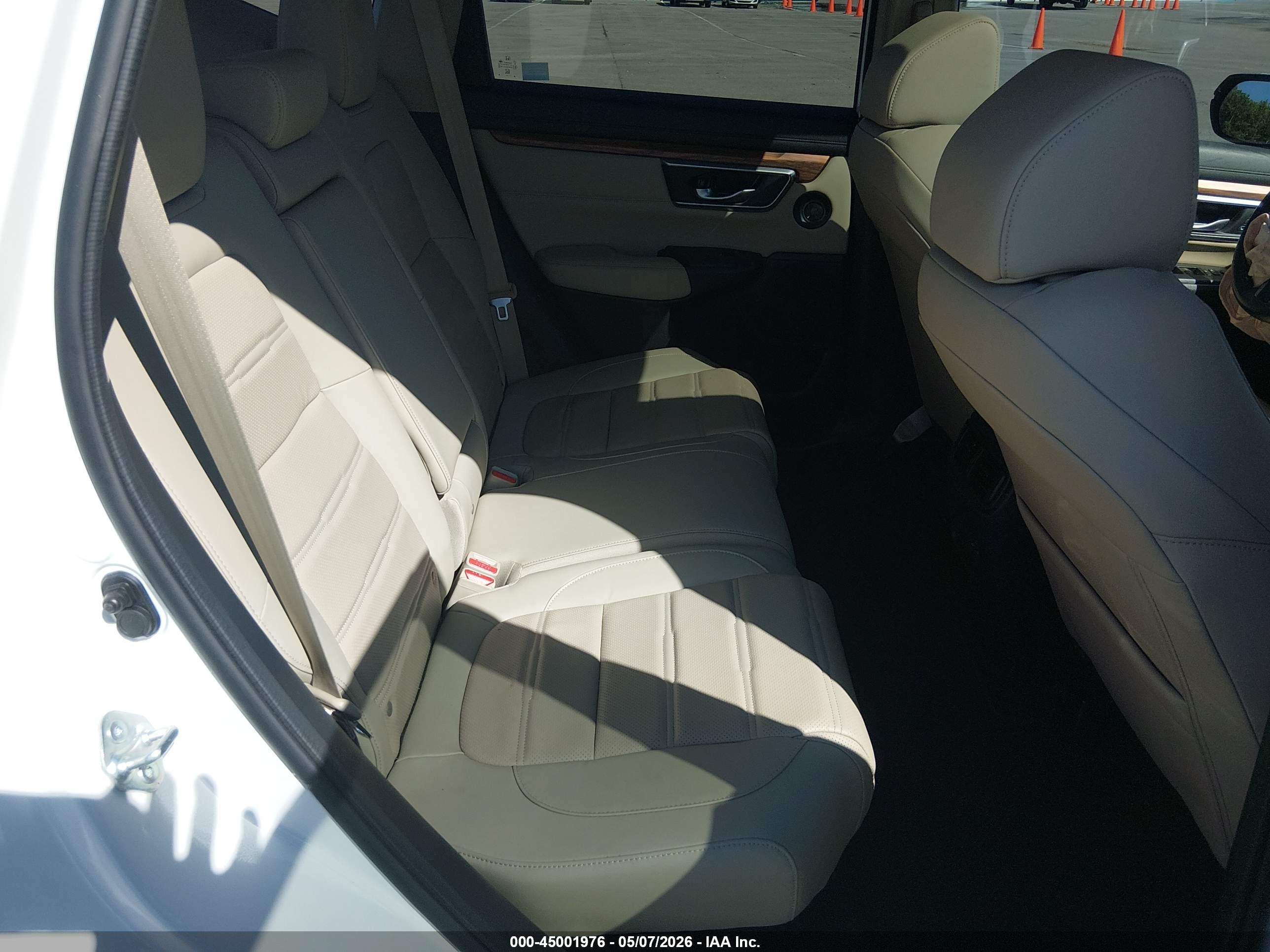 HONDA CR-V image 8
