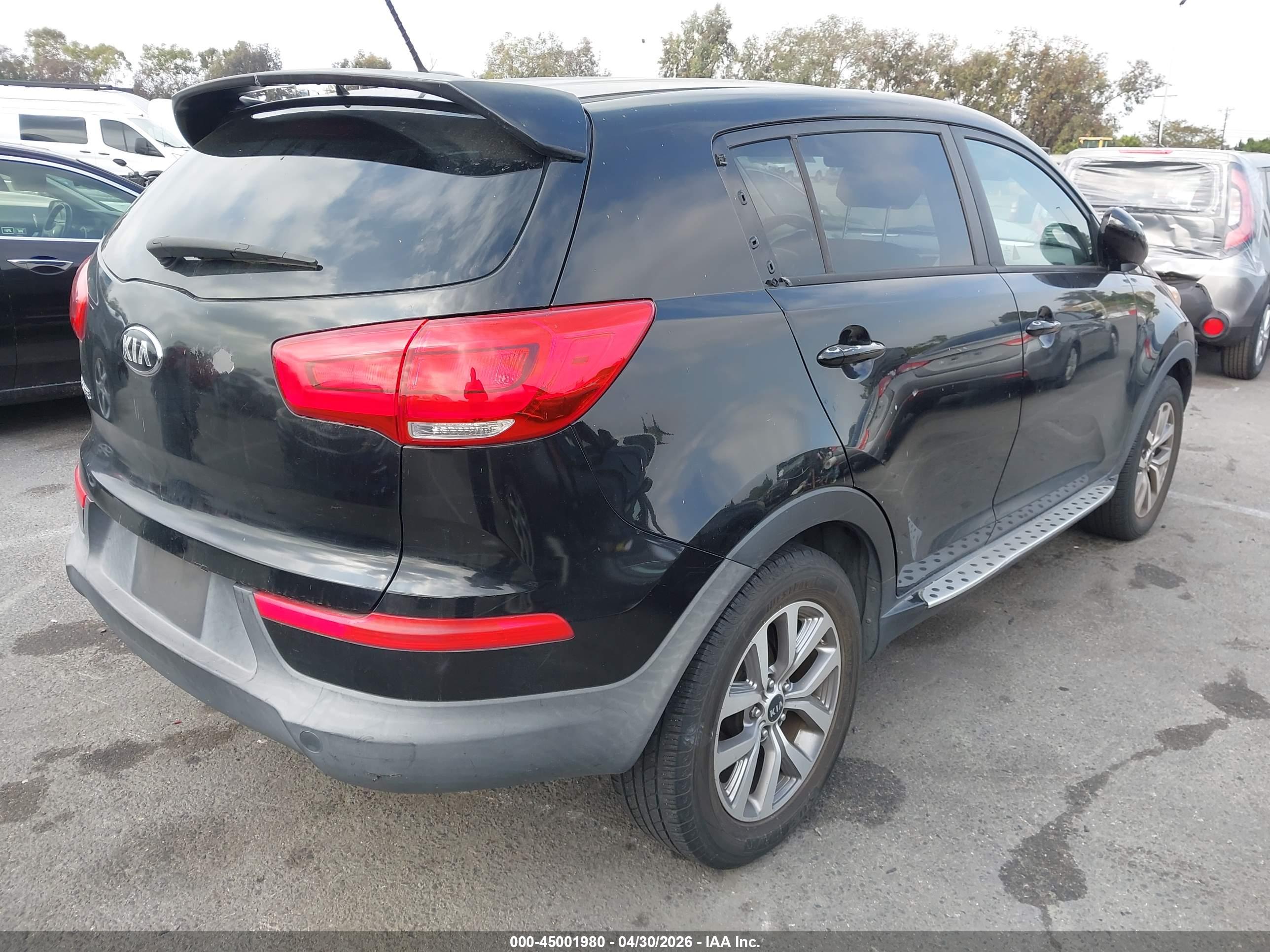 KIA SPORTAGE image 4