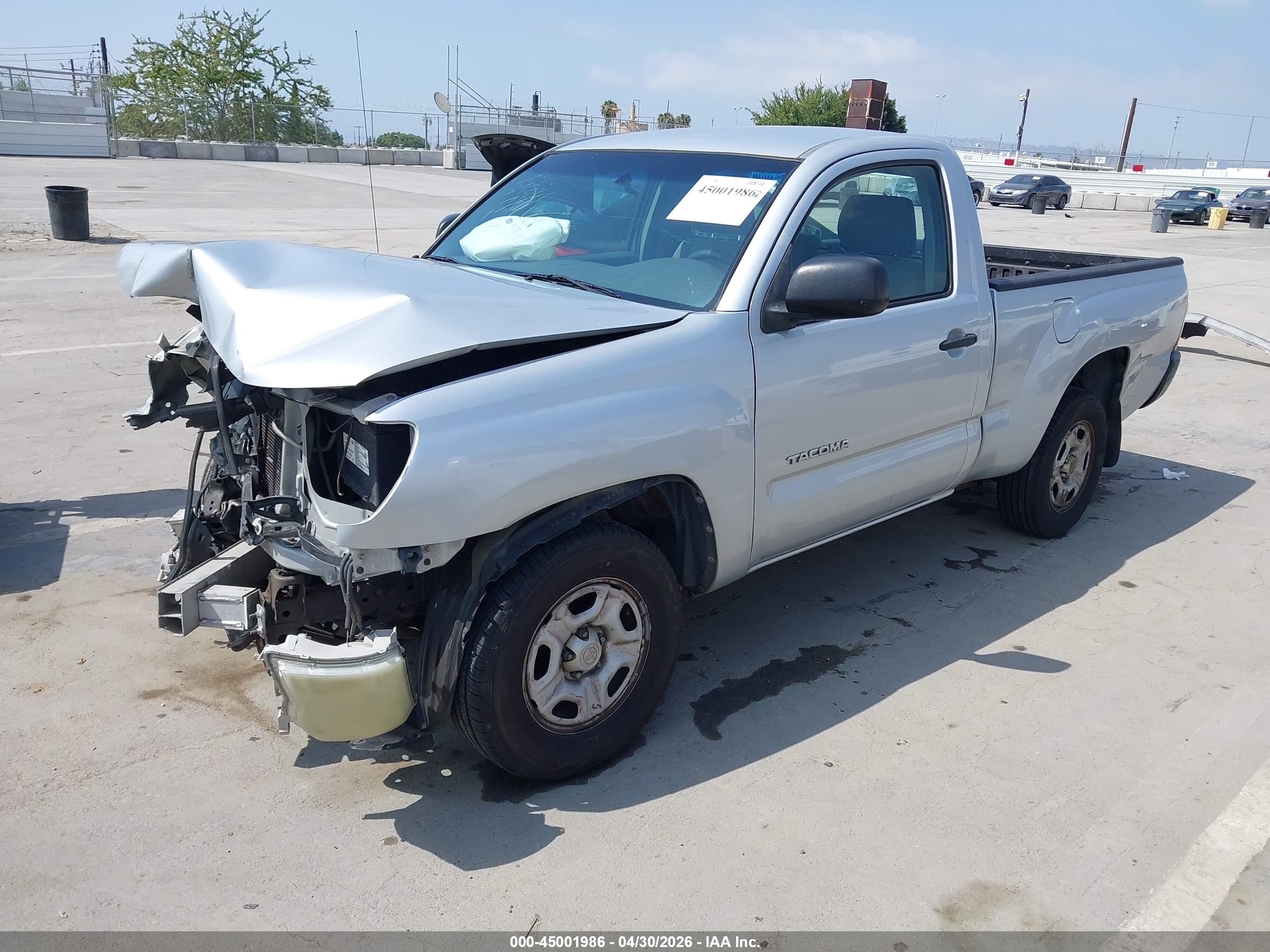 TOYOTA TACOMA image 2