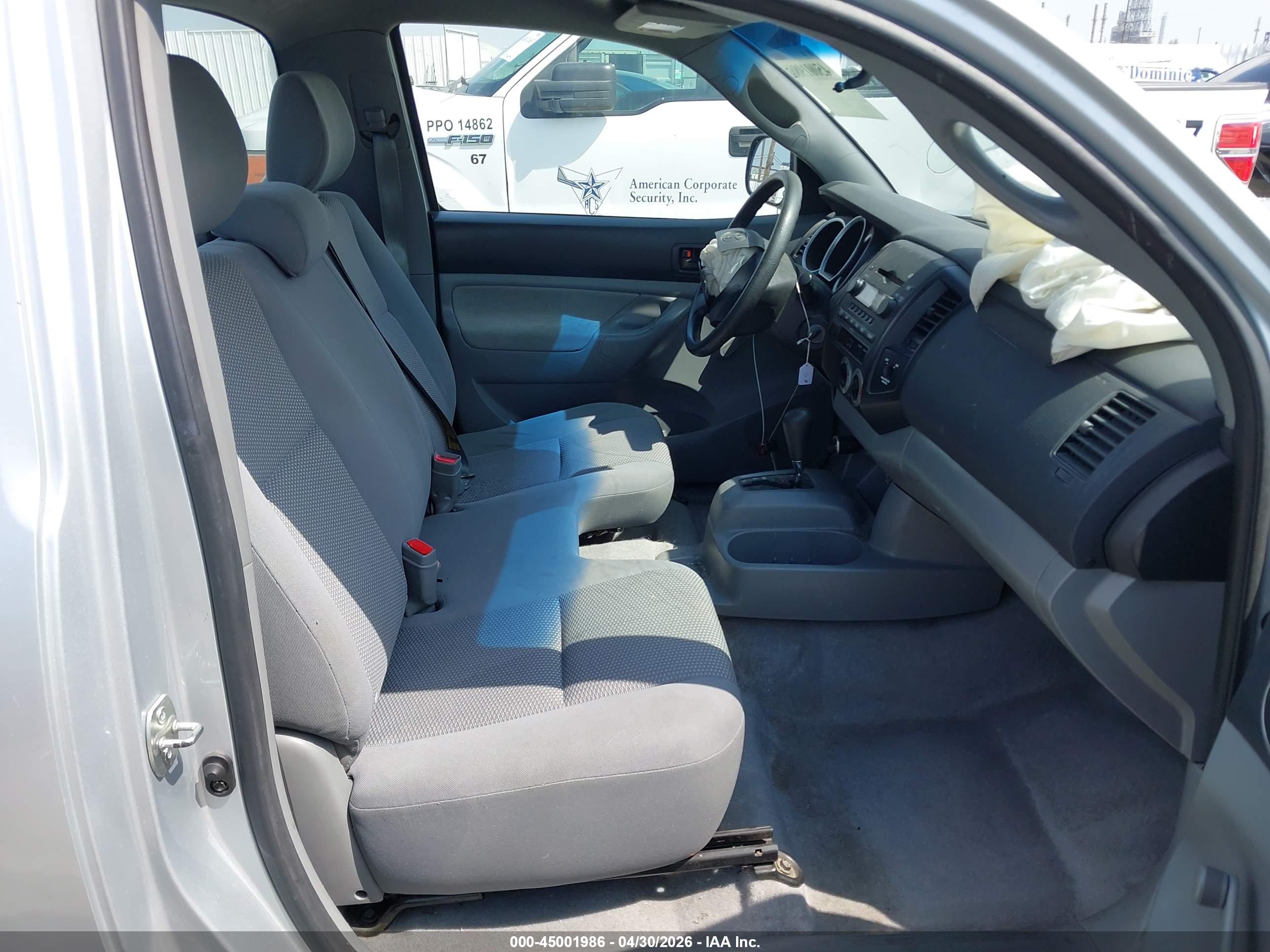 TOYOTA TACOMA image 8