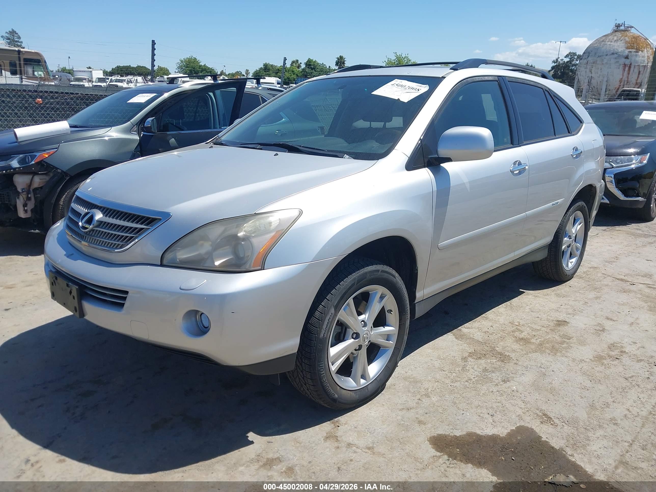LEXUS RX image 2